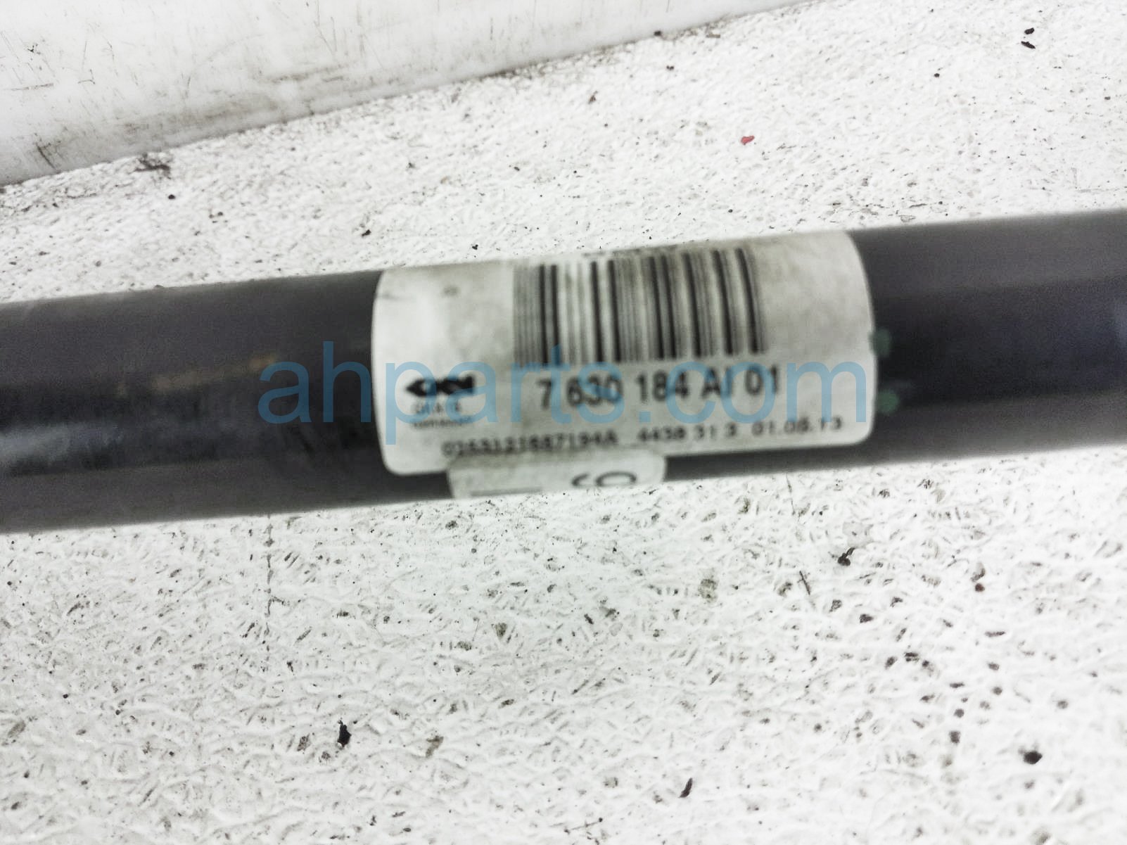 $60 BMW RR/RH AXLE DRIVE SHAFT $60 BMW RR/RH AXLE DRIVE SHAFT