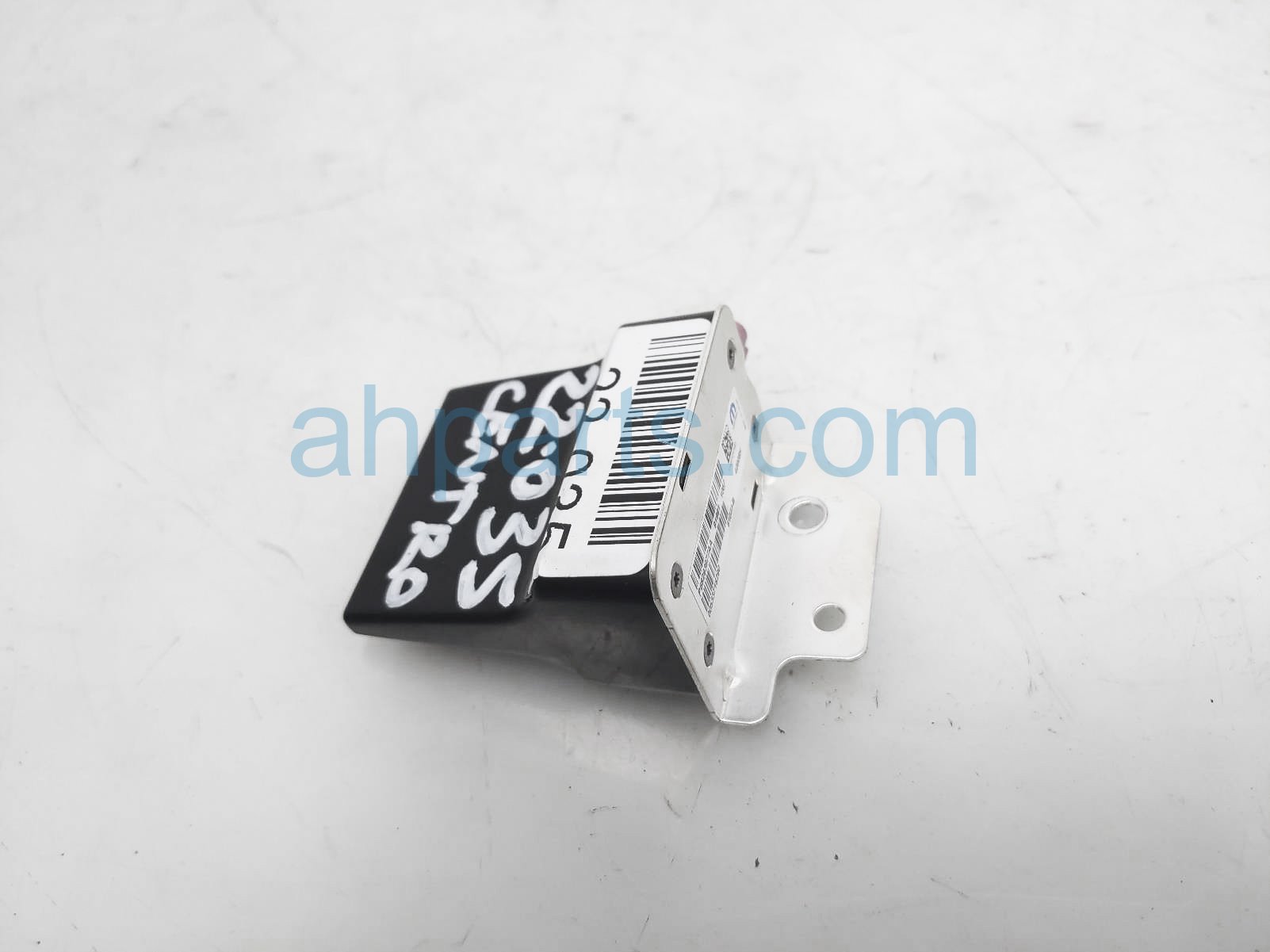 $15 Chrysler SATELLITE ANTENNA MODULE $15 Chrysler SATELLITE ANTENNA MODULE