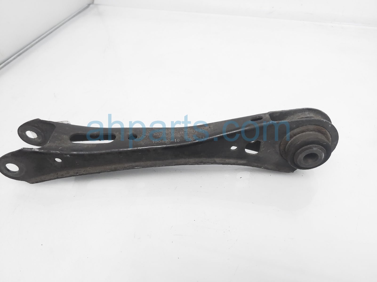 $40 BMW RR/RH REARWARD UPPER CONTROL ARM $40 BMW RR/RH REARWARD UPPER CONTROL ARM