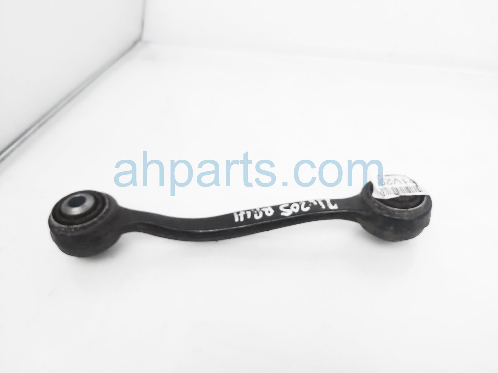 $40 BMW RR/LH FORWARD UPPER LATERAL ARM $40 BMW RR/LH FORWARD UPPER LATERAL ARM