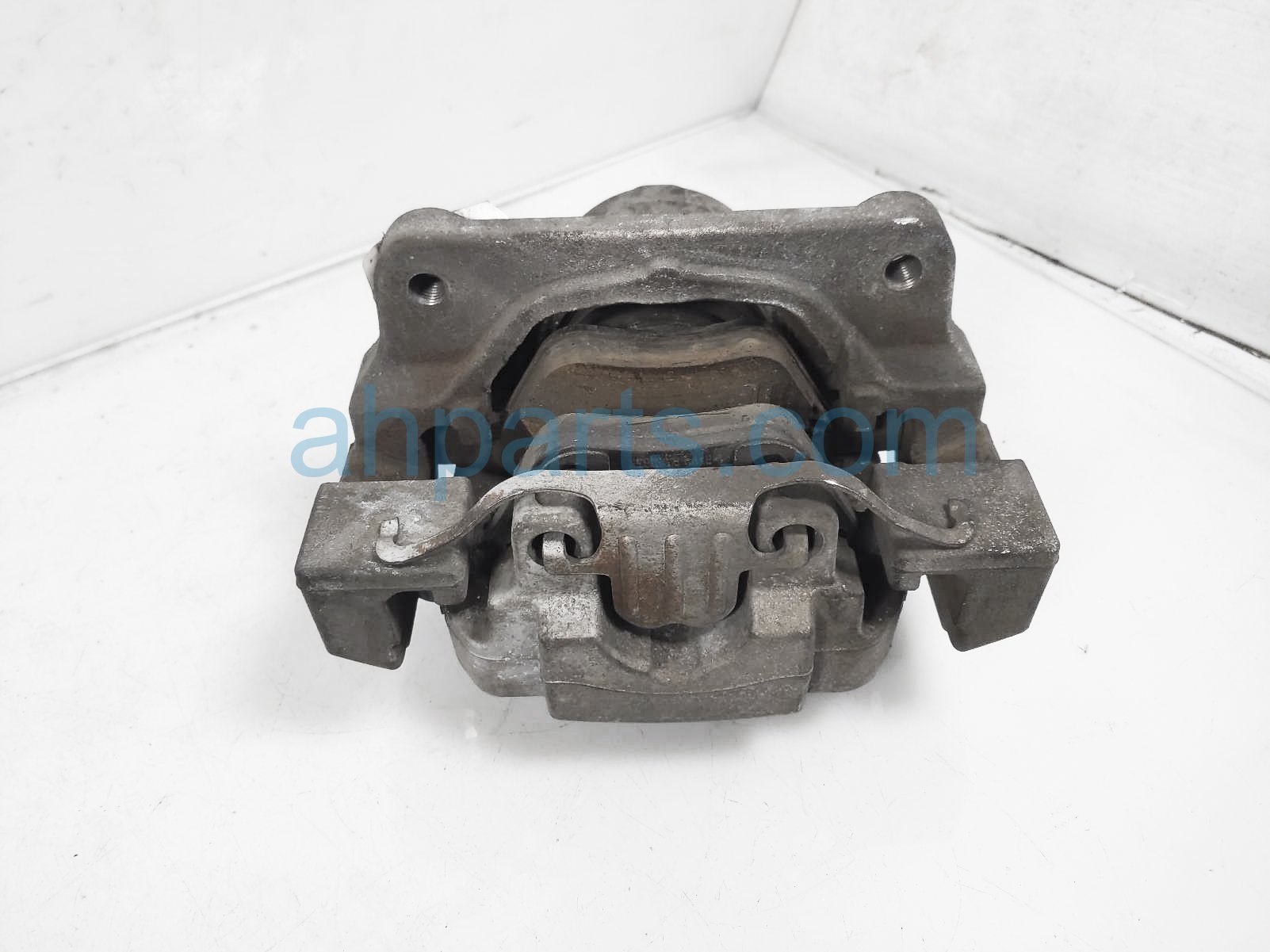 $50 BMW FR/RH BRAKE CALIPER $50 BMW FR/RH BRAKE CALIPER