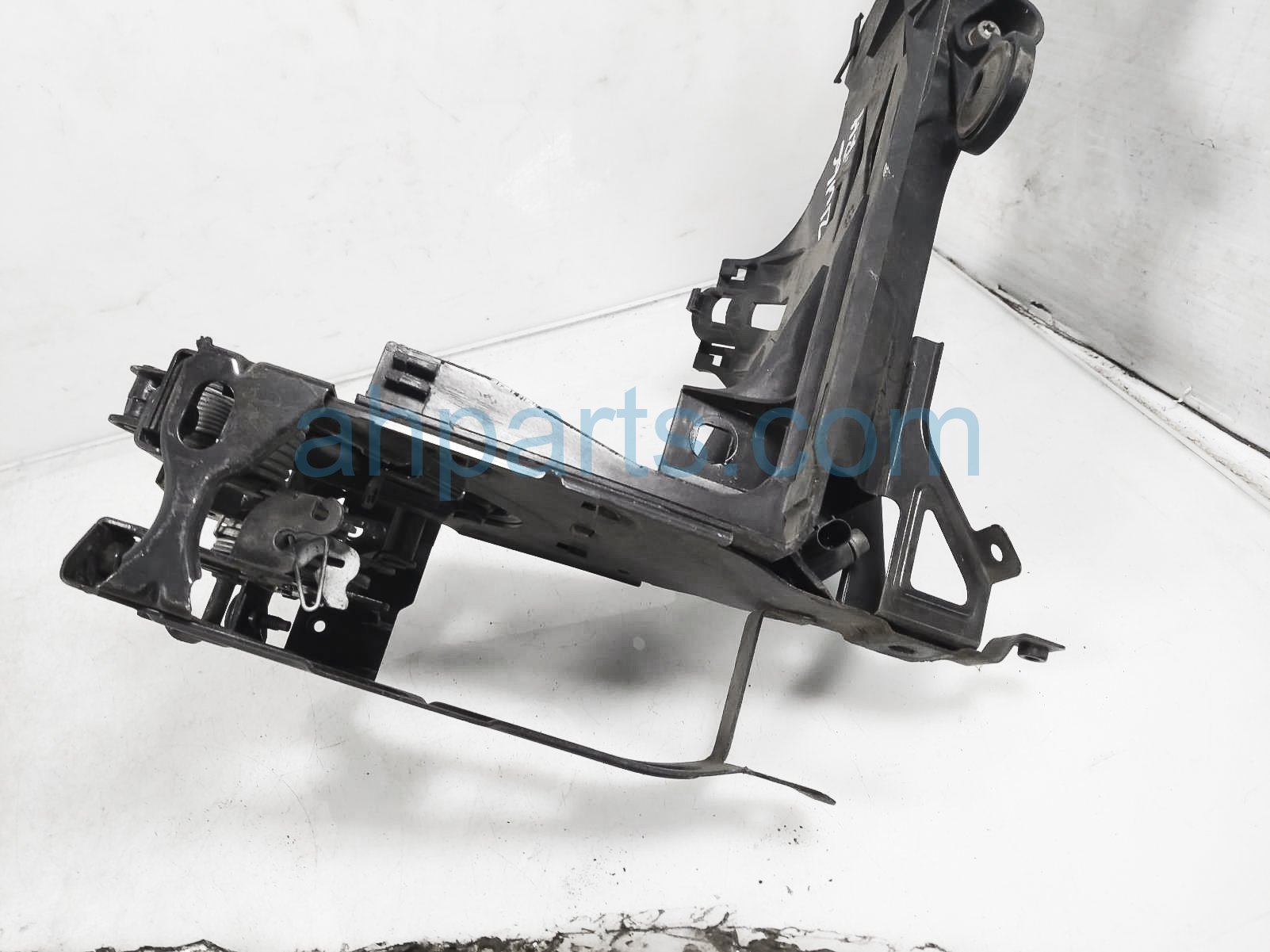 Calço Suporte Do Motor Lado Direito Bmw 135i 2011 2012 2013 - Auto
