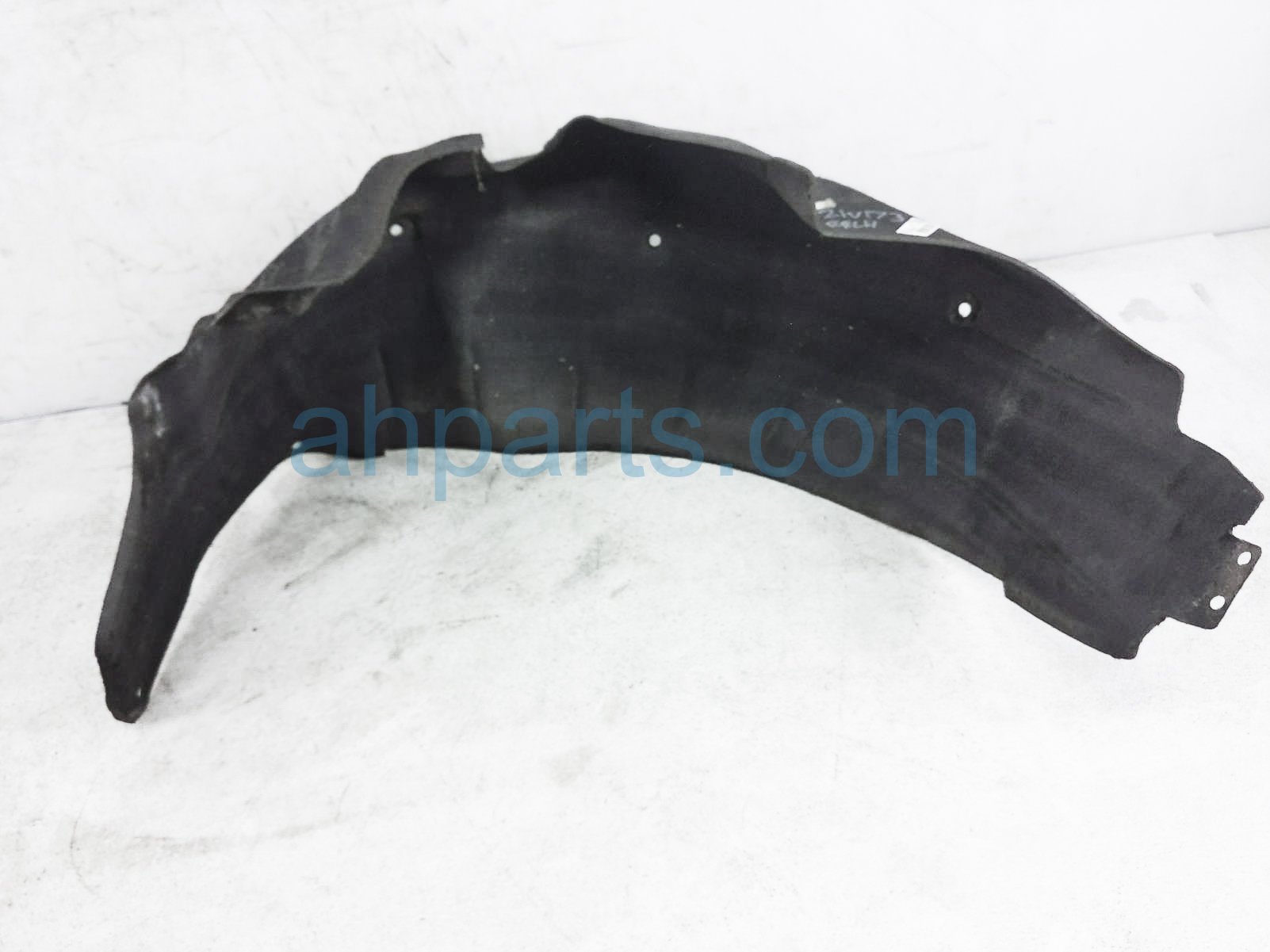 $33 BMW RR/LH INNER FENDER LINER $33 BMW RR/LH INNER FENDER LINER