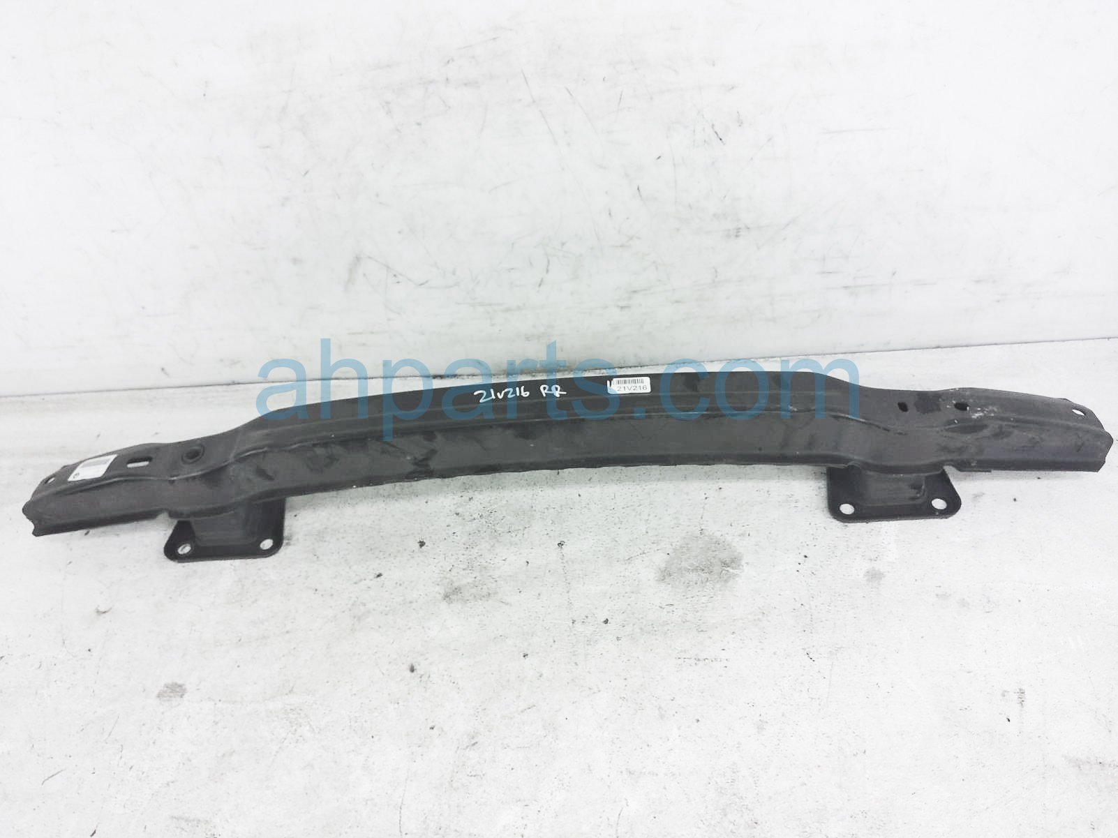 $40 BMW REAR BUMPER REINFORCEMENT BAR