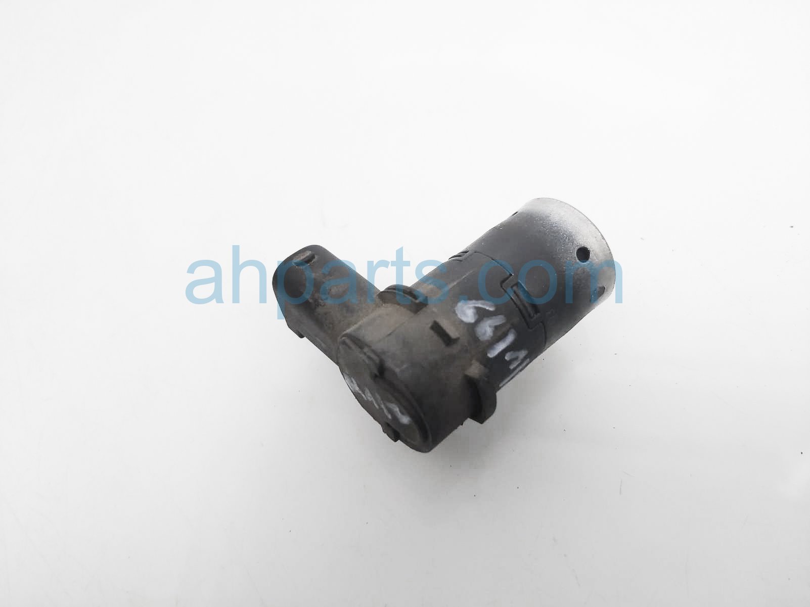 $20 BMW REAR PARKING SENSOR - SILVER