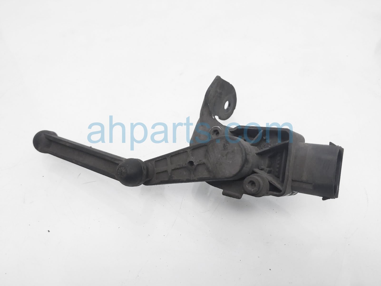 Sold 2009 BMW X5 Rear Driver Ride Height Level Sensor 37146853753,