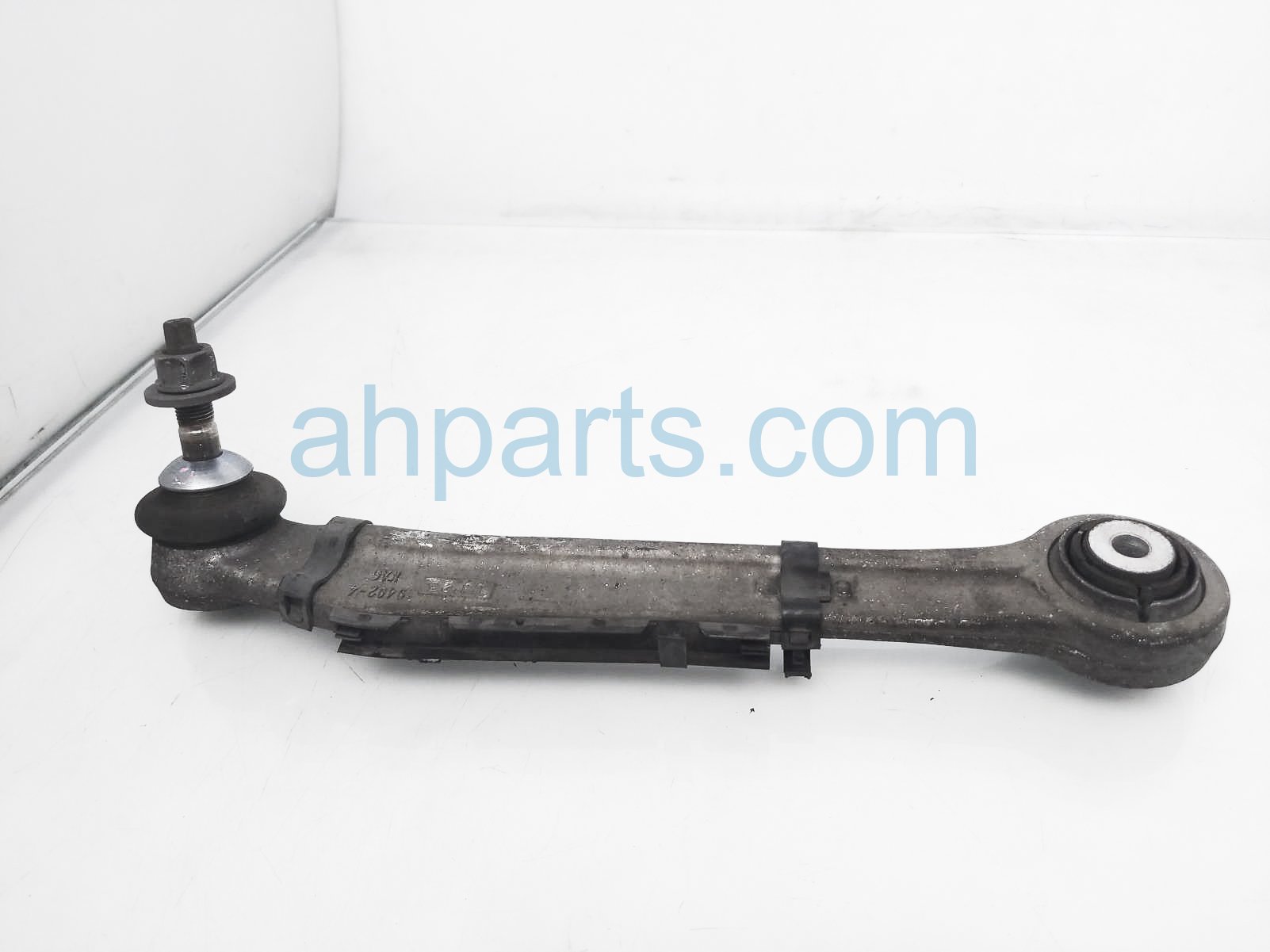 $40 BMW RR/RH REARWARD UPPER CONTROL ARM $40 BMW RR/RH REARWARD UPPER CONTROL ARM