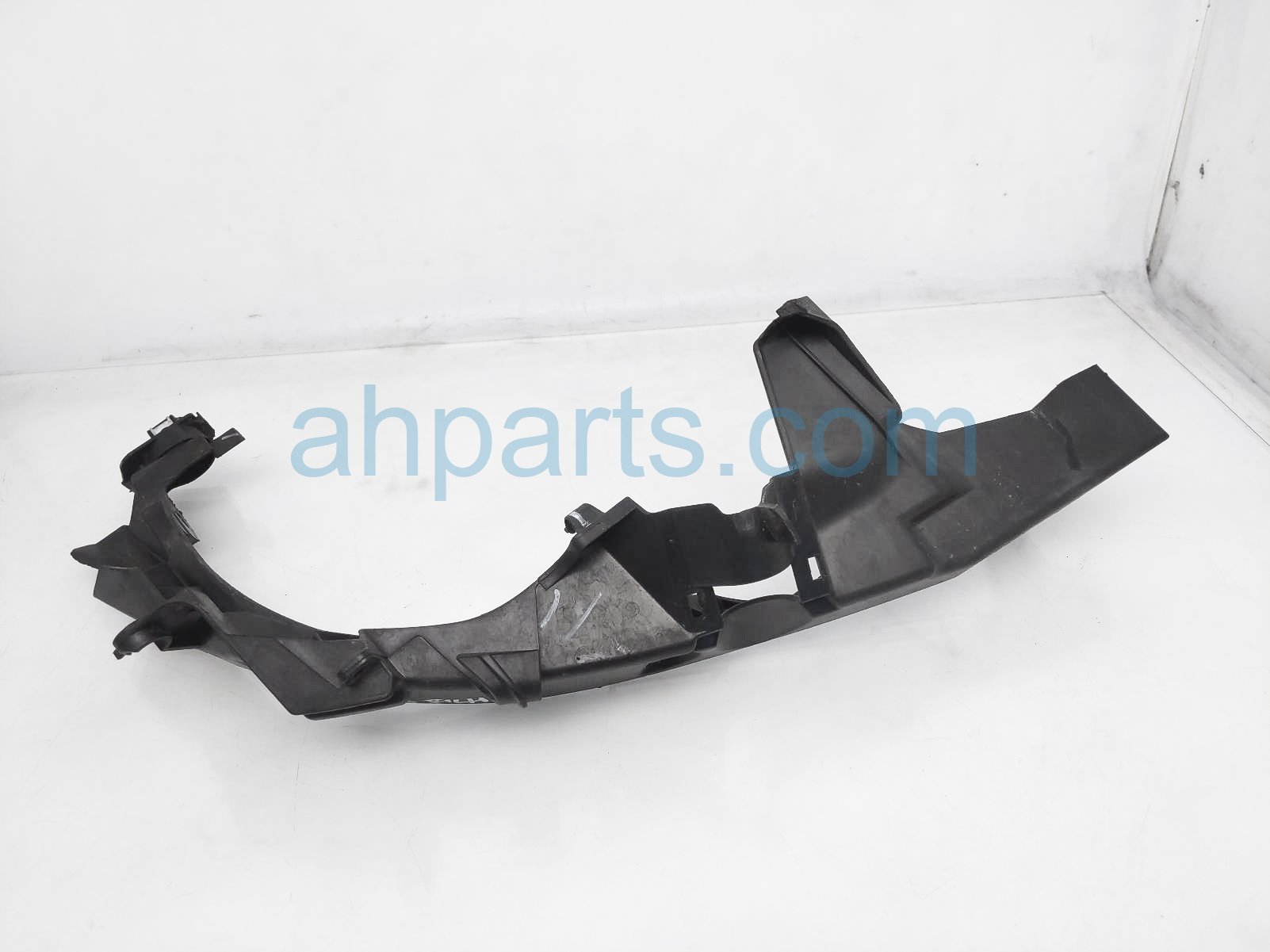 $15 BMW FR/LH HEADLIGHT SUPPORT BRACKET $15 BMW FR/LH HEADLIGHT SUPPORT BRACKET