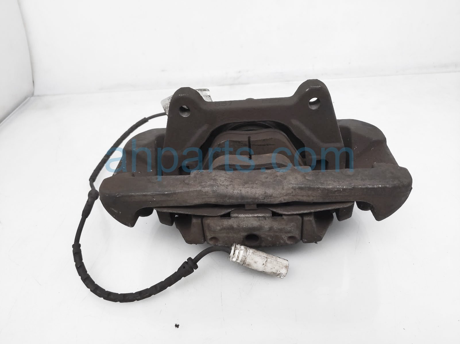 $40 BMW FR/LH BRAKE CALIPER $40 BMW FR/LH BRAKE CALIPER