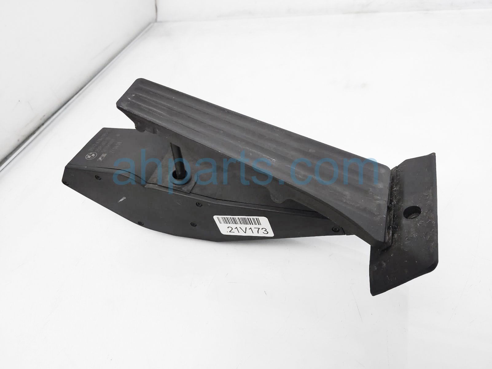 $25 BMW GAS / ACCELERATOR PEDAL ASSY $25 BMW GAS / ACCELERATOR PEDAL ASSY