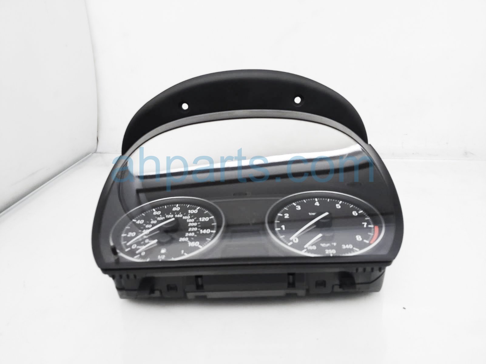 $60 BMW SPEEDOMETER INSTRUMENT CLUSTER -115K $60 BMW SPEEDOMETER INSTRUMENT CLUSTER -115K