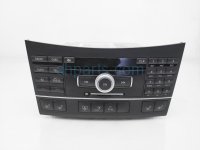 $175 Mercedes RADIO AUDIO RECEIVER W/ CONTROLS