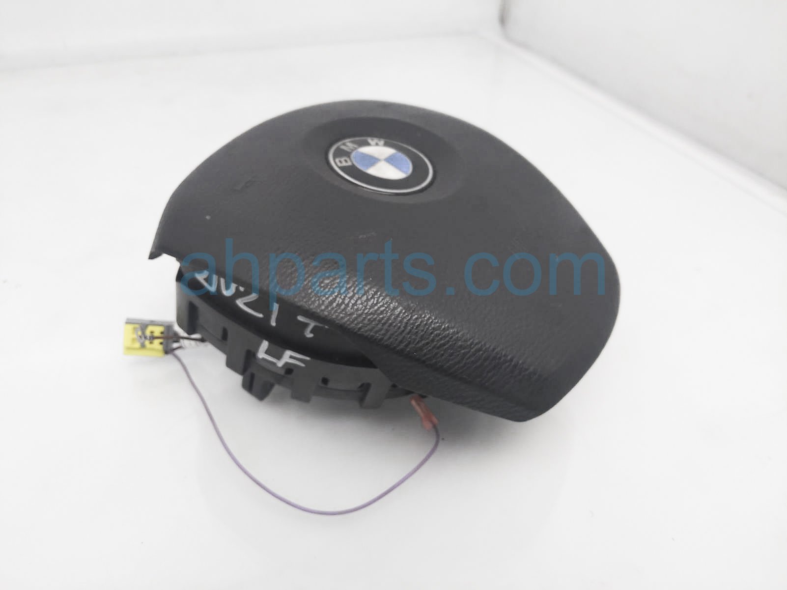 $80 BMW DRIVER WHEEL AIRBAG - BLACK $80 BMW DRIVER WHEEL AIRBAG - BLACK