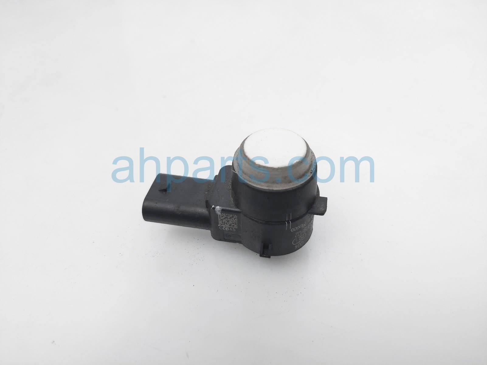 $25 Mercedes REAR SINGLE PARKING SENSOR - WHITE $25 Mercedes REAR SINGLE PARKING SENSOR - WHITE