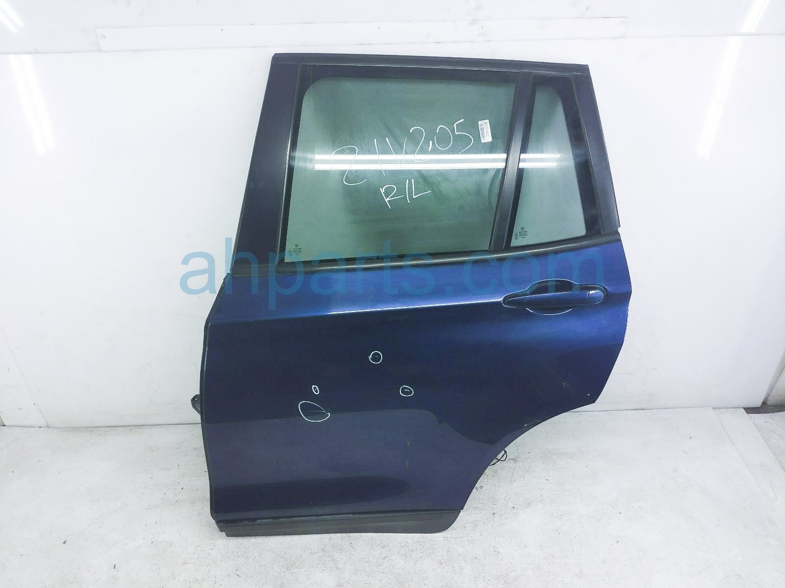 $279 BMW RR/LH DOOR - BLUE - NO INSIDE PANEL $279 BMW RR/LH DOOR - BLUE - NO INSIDE PANEL
