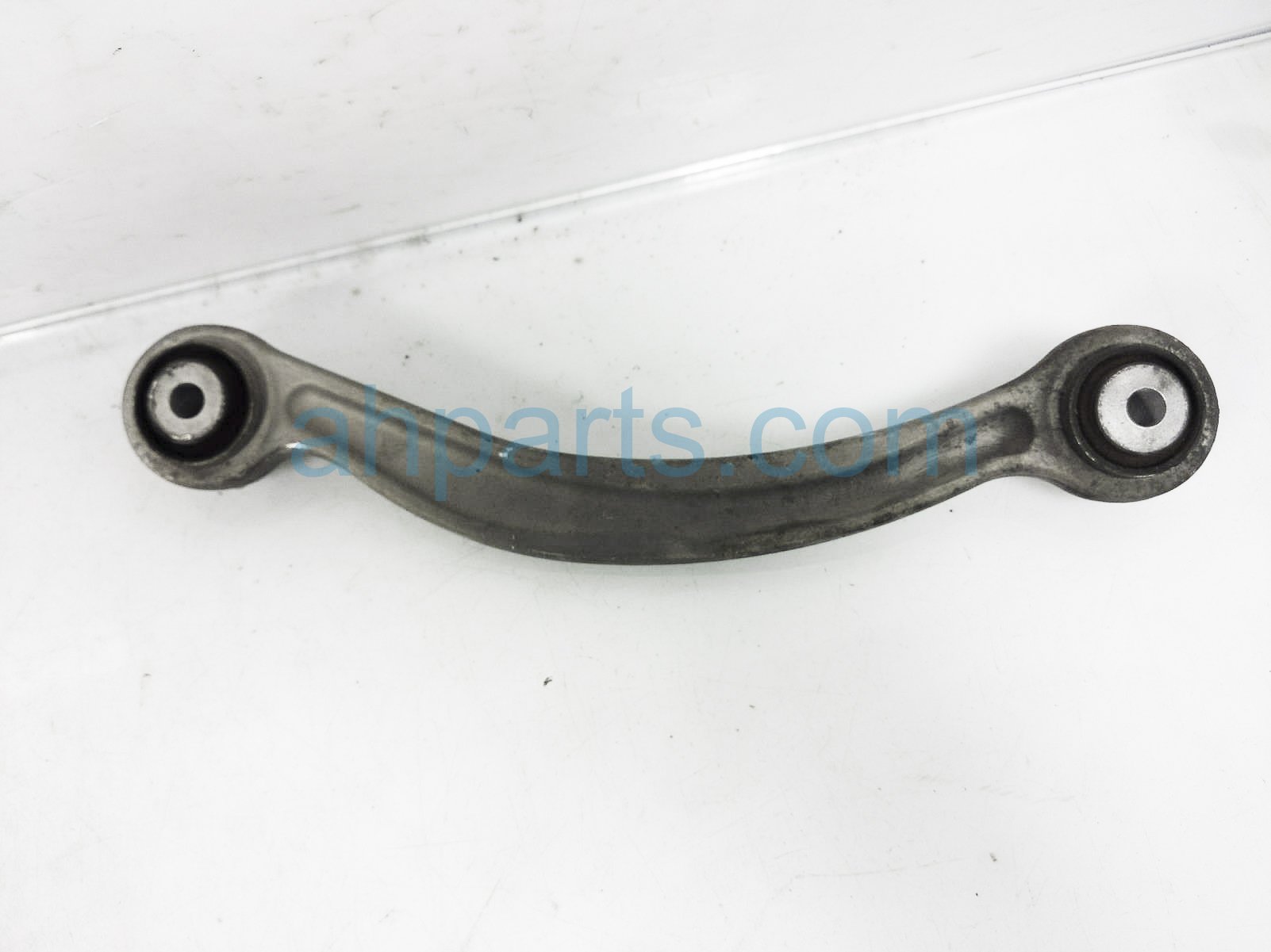 $40 Mercedes RR/LH FORWARD UPPER CONTROL ARM $40 Mercedes RR/LH FORWARD UPPER CONTROL ARM