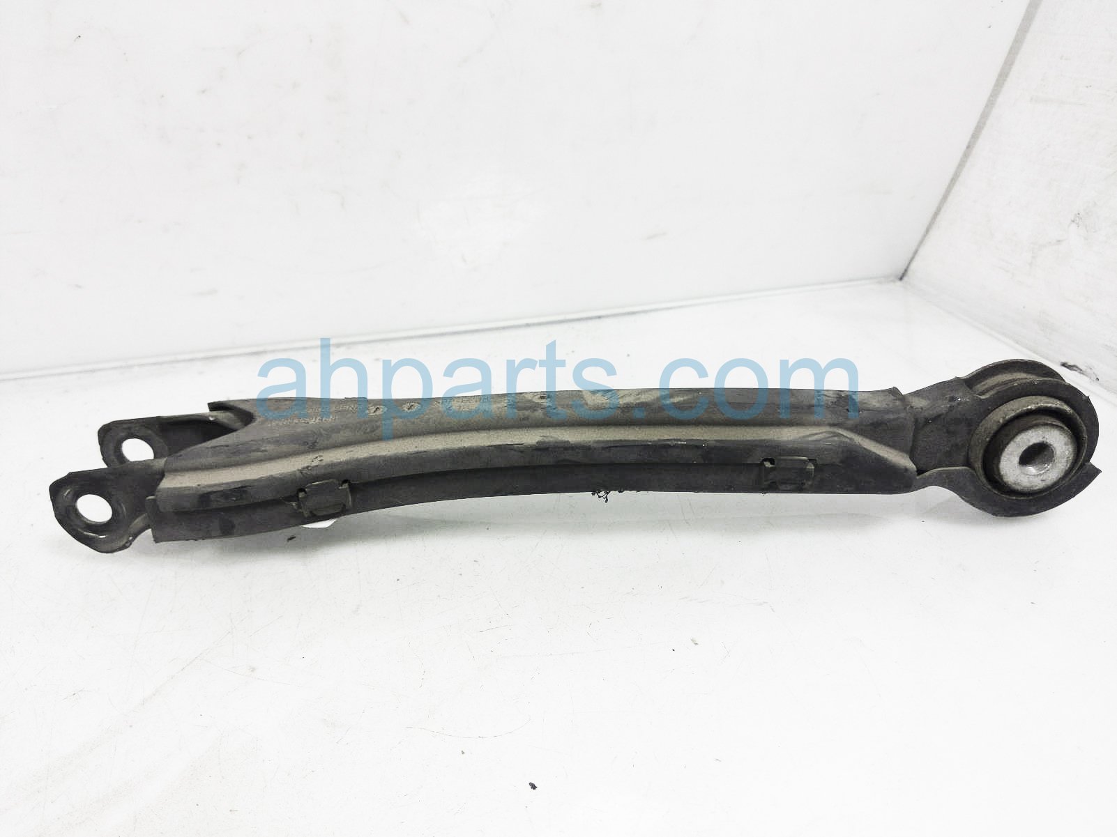 $20 Mercedes RR/LH FORWARD CONTROL ARM $20 Mercedes RR/LH FORWARD CONTROL ARM