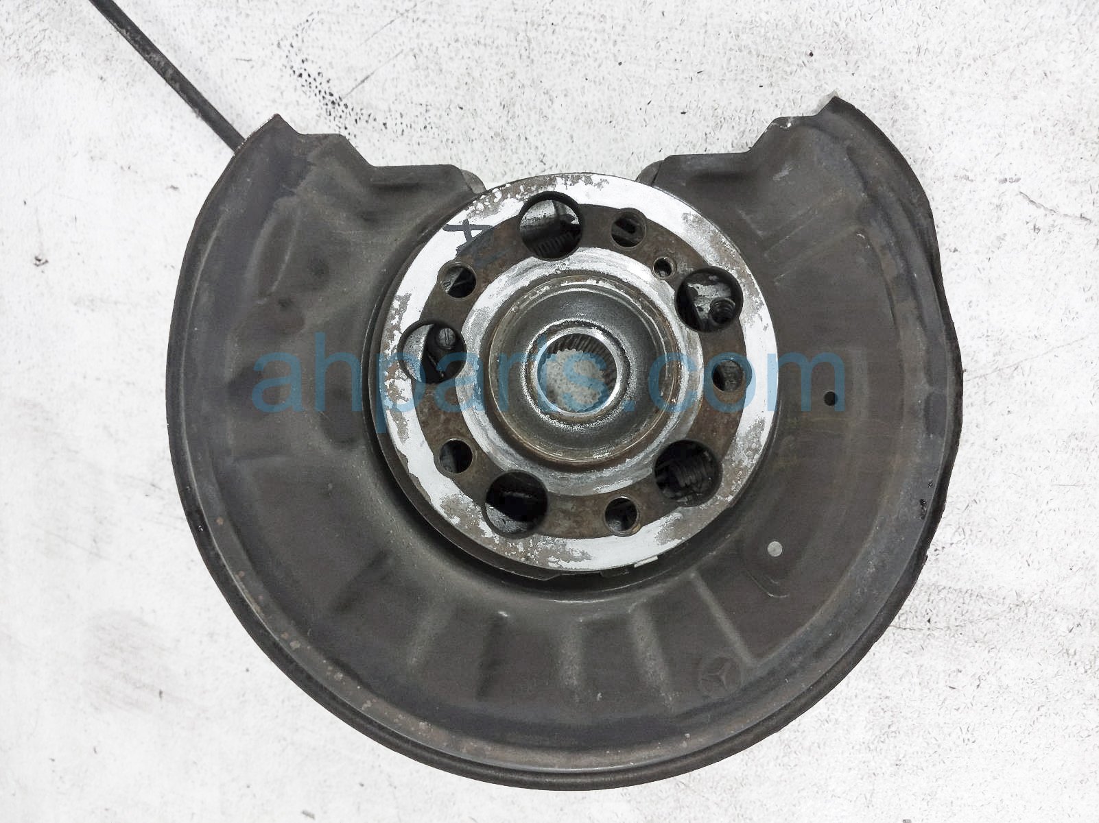 $75 Mercedes RR/LH SPINDLE KNUCKLE HUB $75 Mercedes RR/LH SPINDLE KNUCKLE HUB