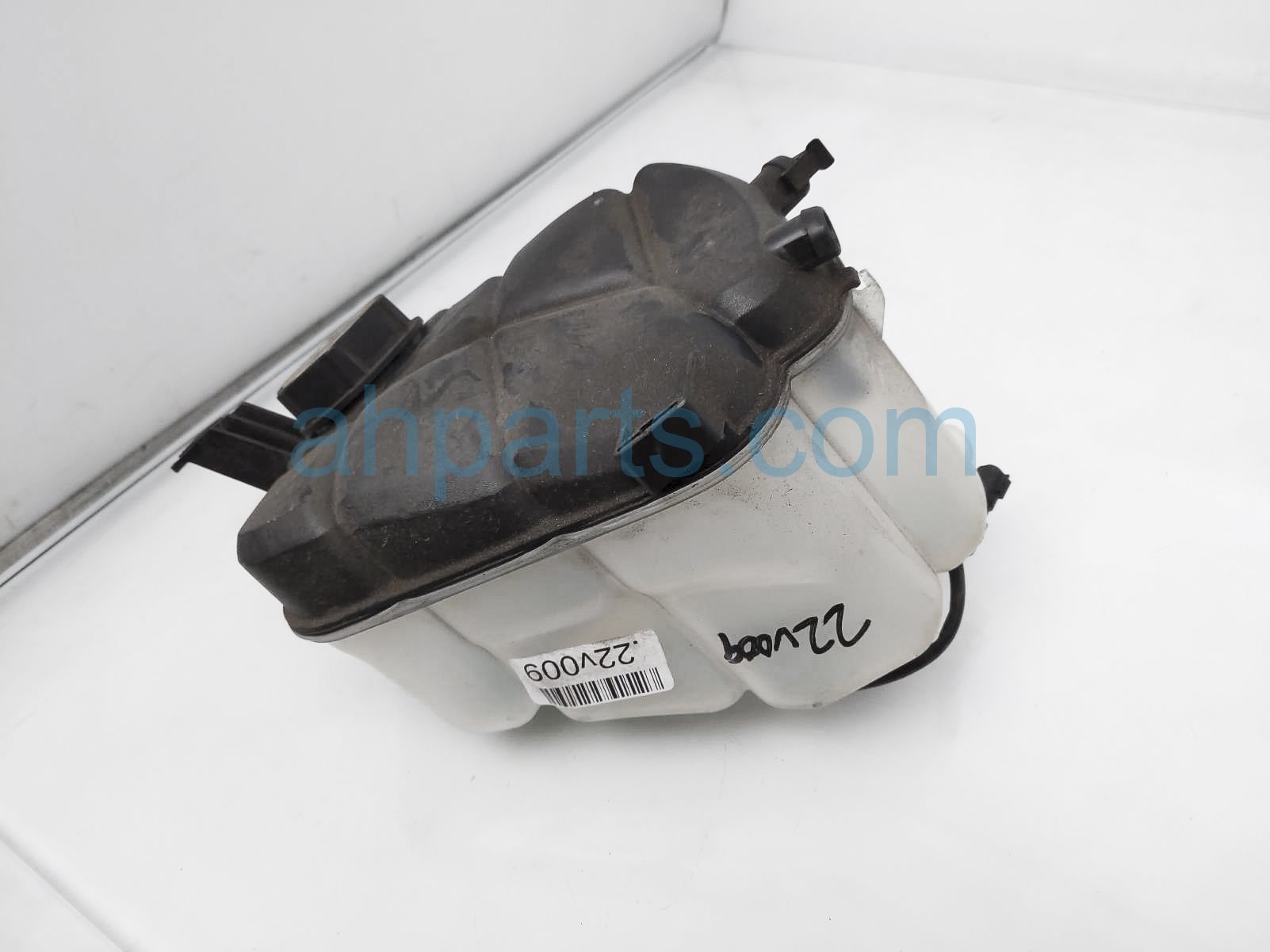 $35 Volvo COOLANT OVERFLOW EXPANSION TANK $35 Volvo COOLANT OVERFLOW EXPANSION TANK