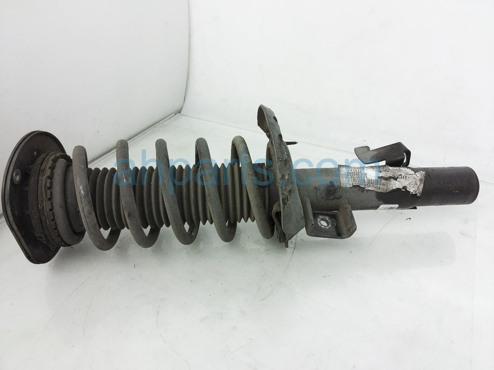 $50 Volvo FR/RH STRUT + SPRING $50 Volvo FR/RH STRUT + SPRING