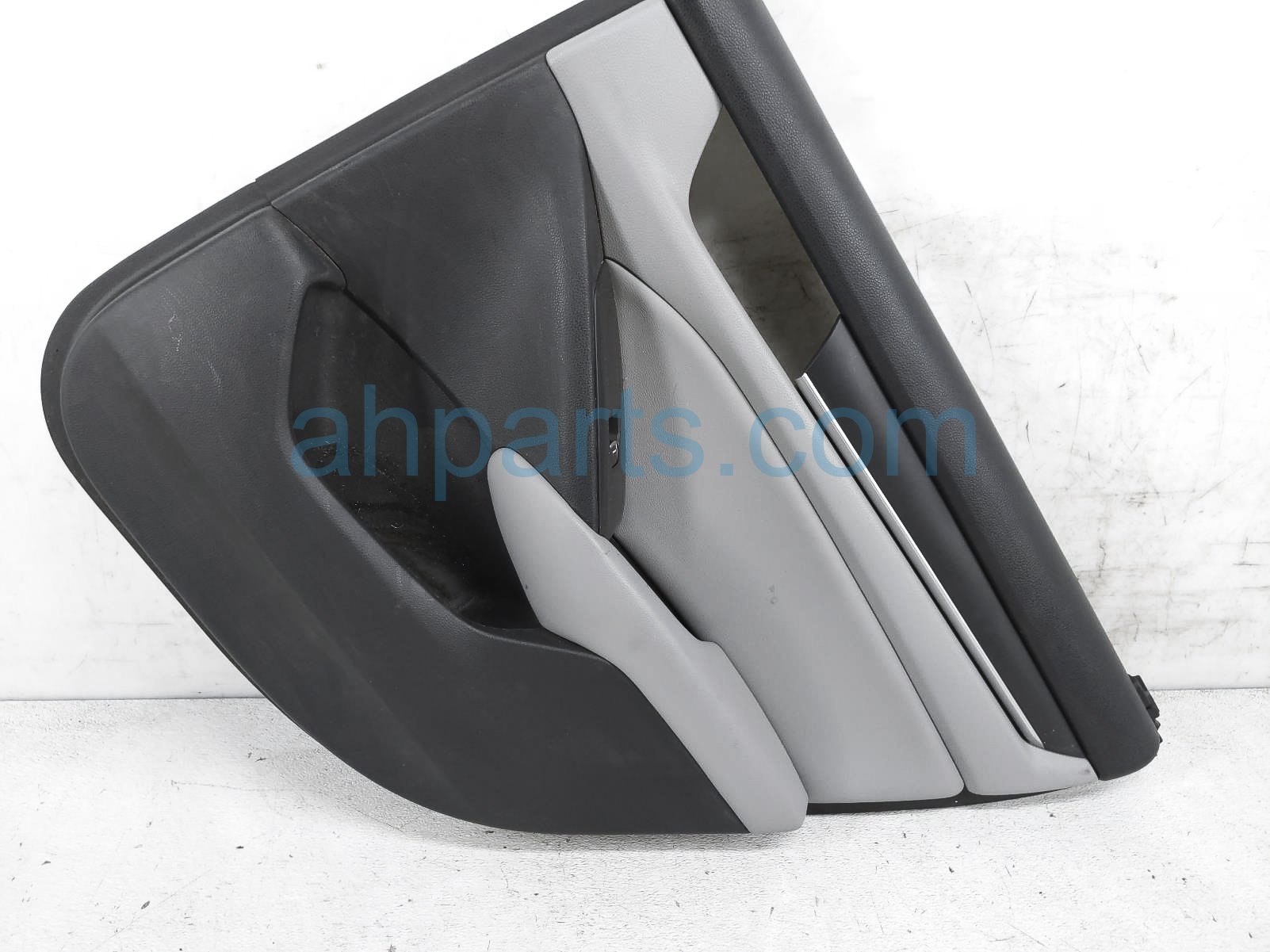 $75 Honda RR/RH INTERIOR DOOR PANEL - GREY LX $75 Honda RR/RH INTERIOR DOOR PANEL - GREY LX