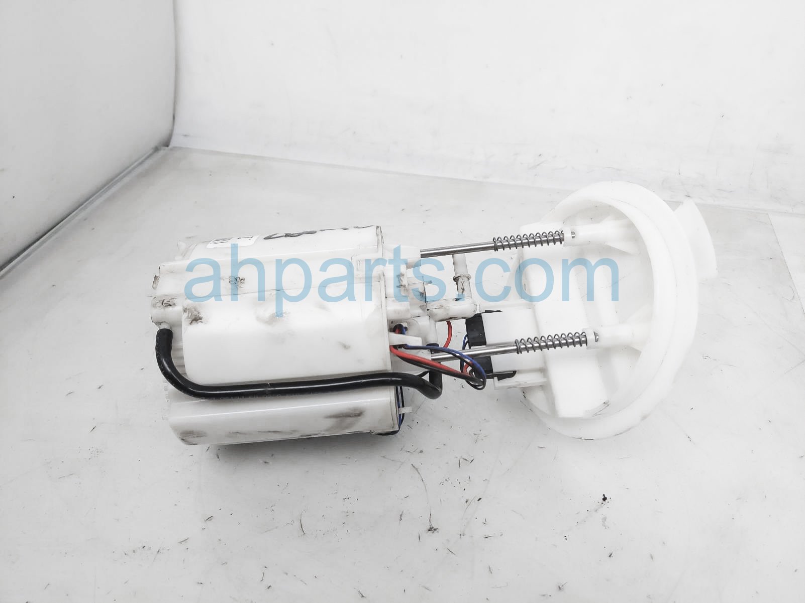 $55 Mercedes GAS / FUEL PUMP $55 Mercedes GAS / FUEL PUMP