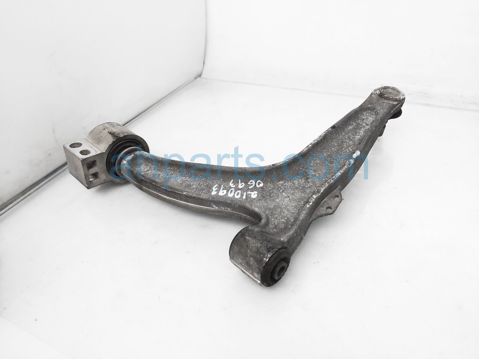 $45 Saab FR/RH LOWER CONTROL ARM $45 Saab FR/RH LOWER CONTROL ARM