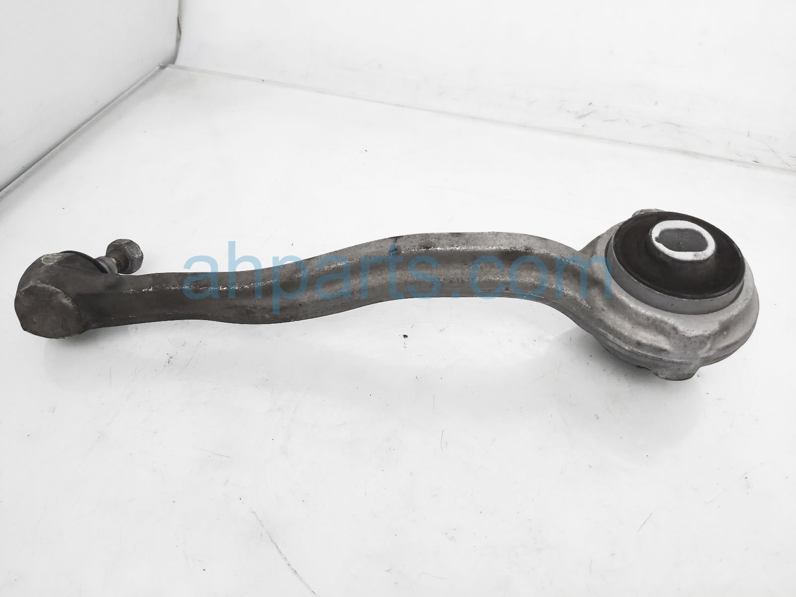 $50 Mercedes FR/RH UPPER CONTROL ARM $50 Mercedes FR/RH UPPER CONTROL ARM