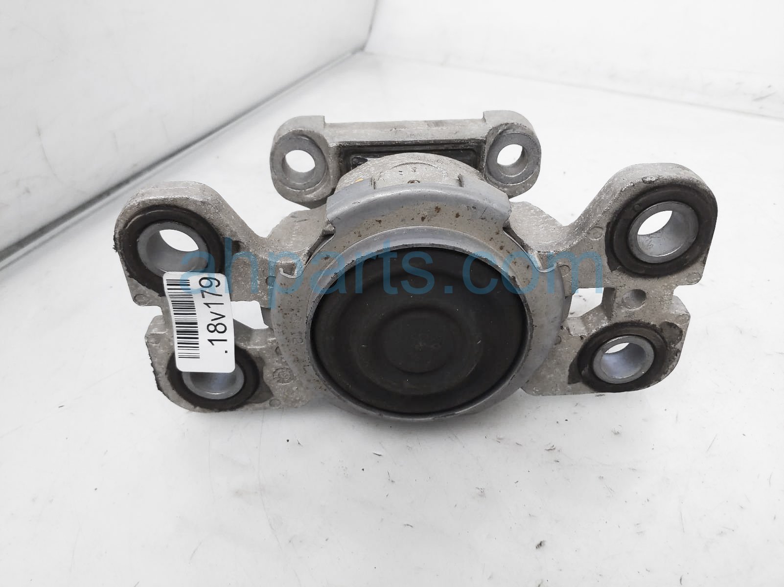 $15 Volvo FR/LH ENGINE MOUNT - 2.5L $15 Volvo FR/LH ENGINE MOUNT - 2.5L