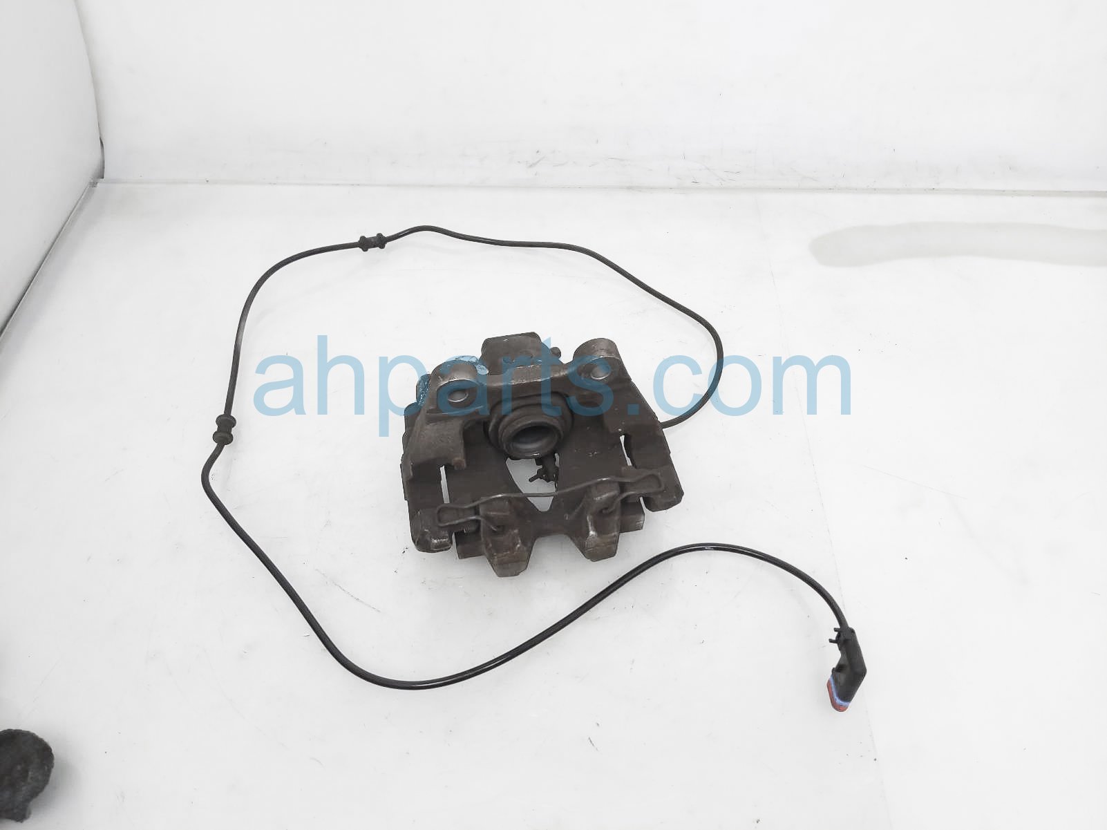 $35 Mercedes RR/RH BRAKE CALIPER