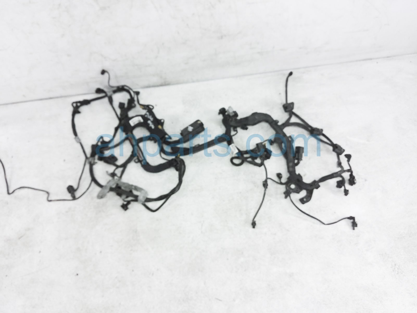 $129 Mercedes MAIN ENGINE WIRE HARNESS $129 Mercedes MAIN ENGINE WIRE HARNESS