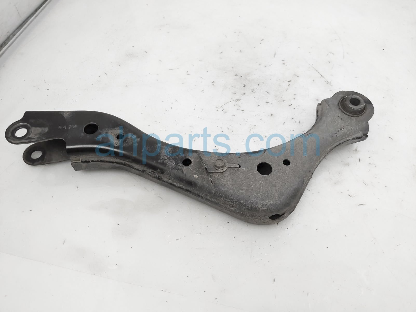 $30 Nissan RR/RH UPPER CONTROL ARM $30 Nissan RR/RH UPPER CONTROL ARM