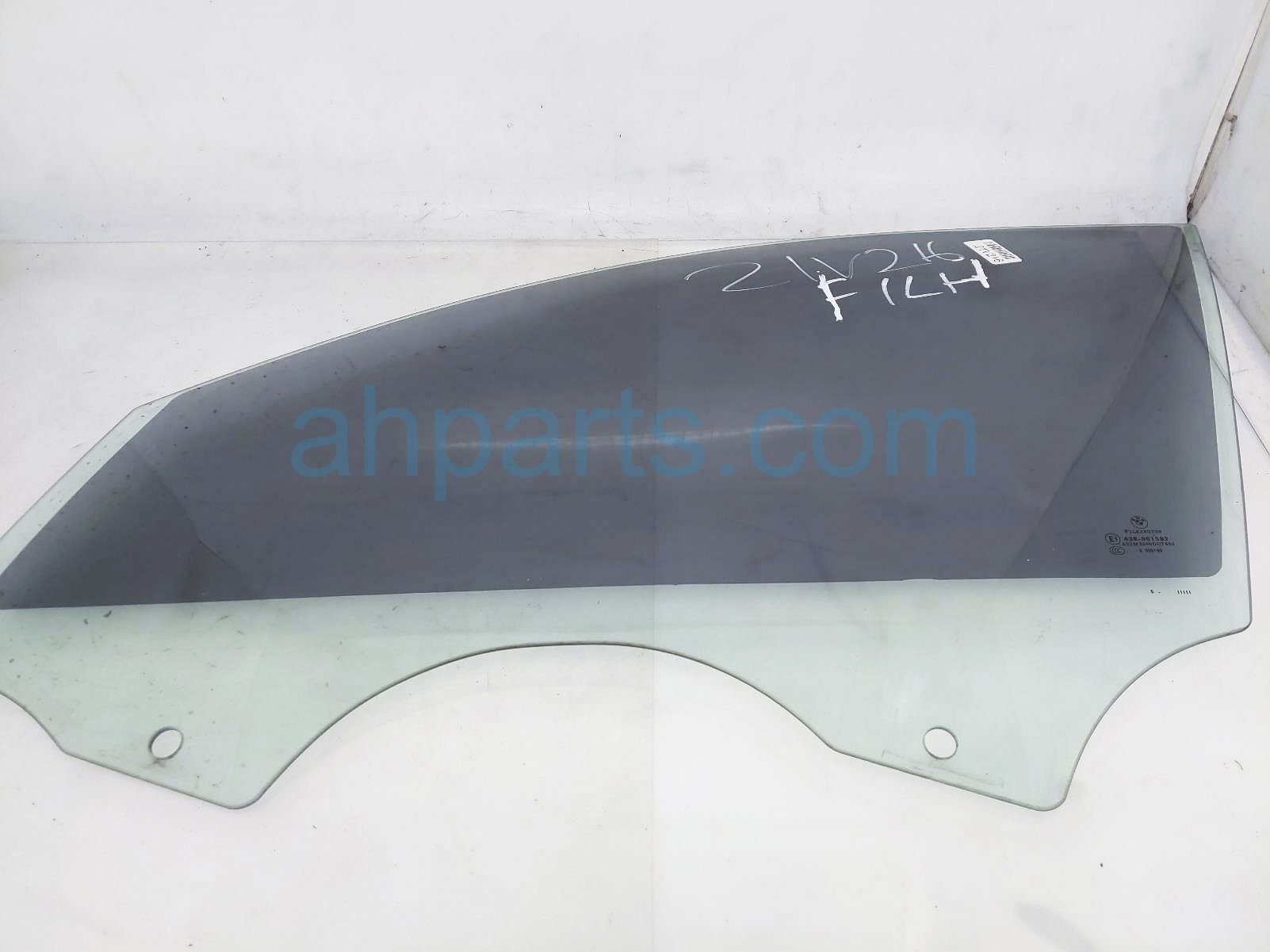 $50 BMW FR/LH DOOR GLASS WINDOW - TINTED $50 BMW FR/LH DOOR GLASS WINDOW - TINTED