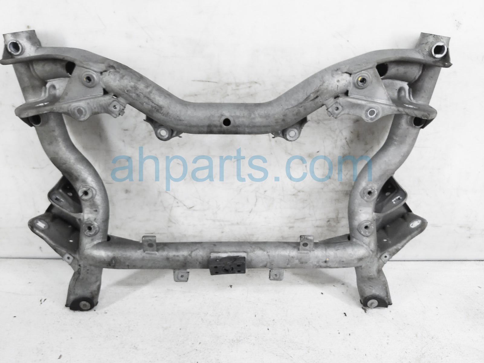 $150 Mercedes FRONT SUB FRAME / CROSSMEMBER $150 Mercedes FRONT SUB FRAME / CROSSMEMBER