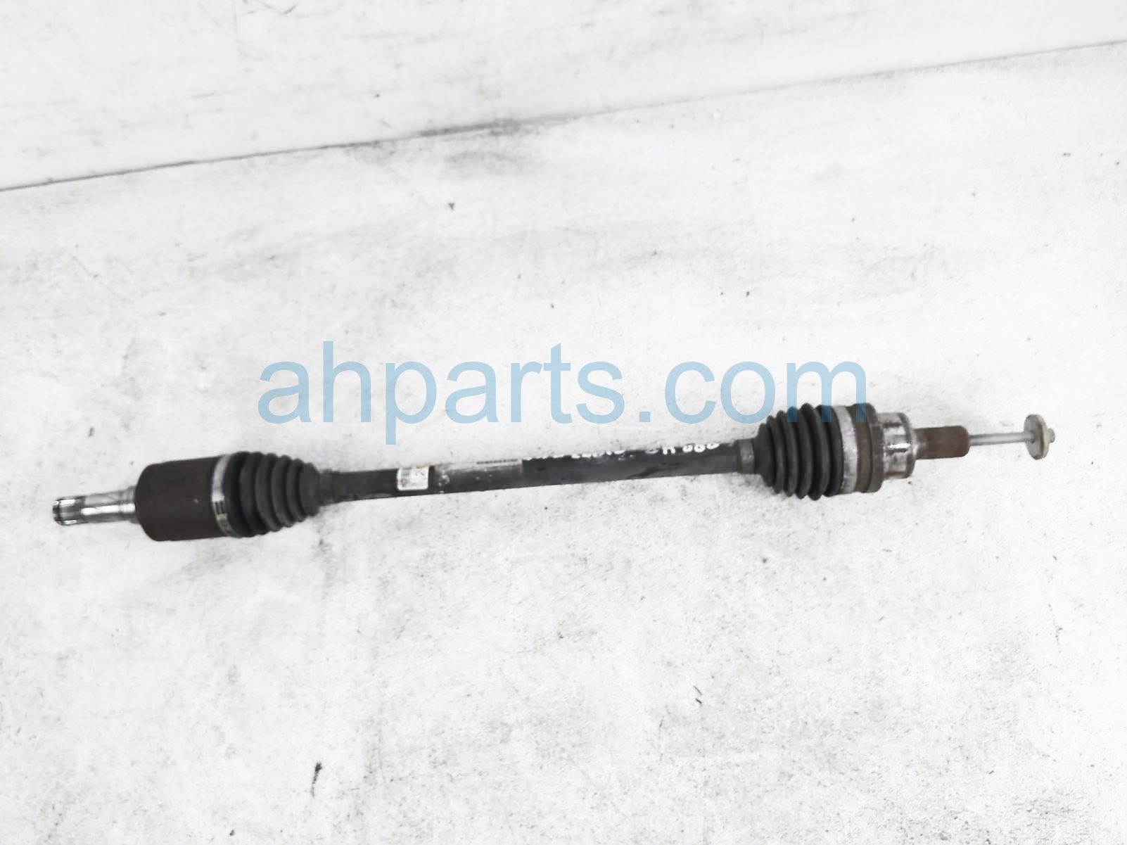 $60 Volvo RR/RH AXLE DRIVE SHAFT - AWD $60 Volvo RR/RH AXLE DRIVE SHAFT - AWD