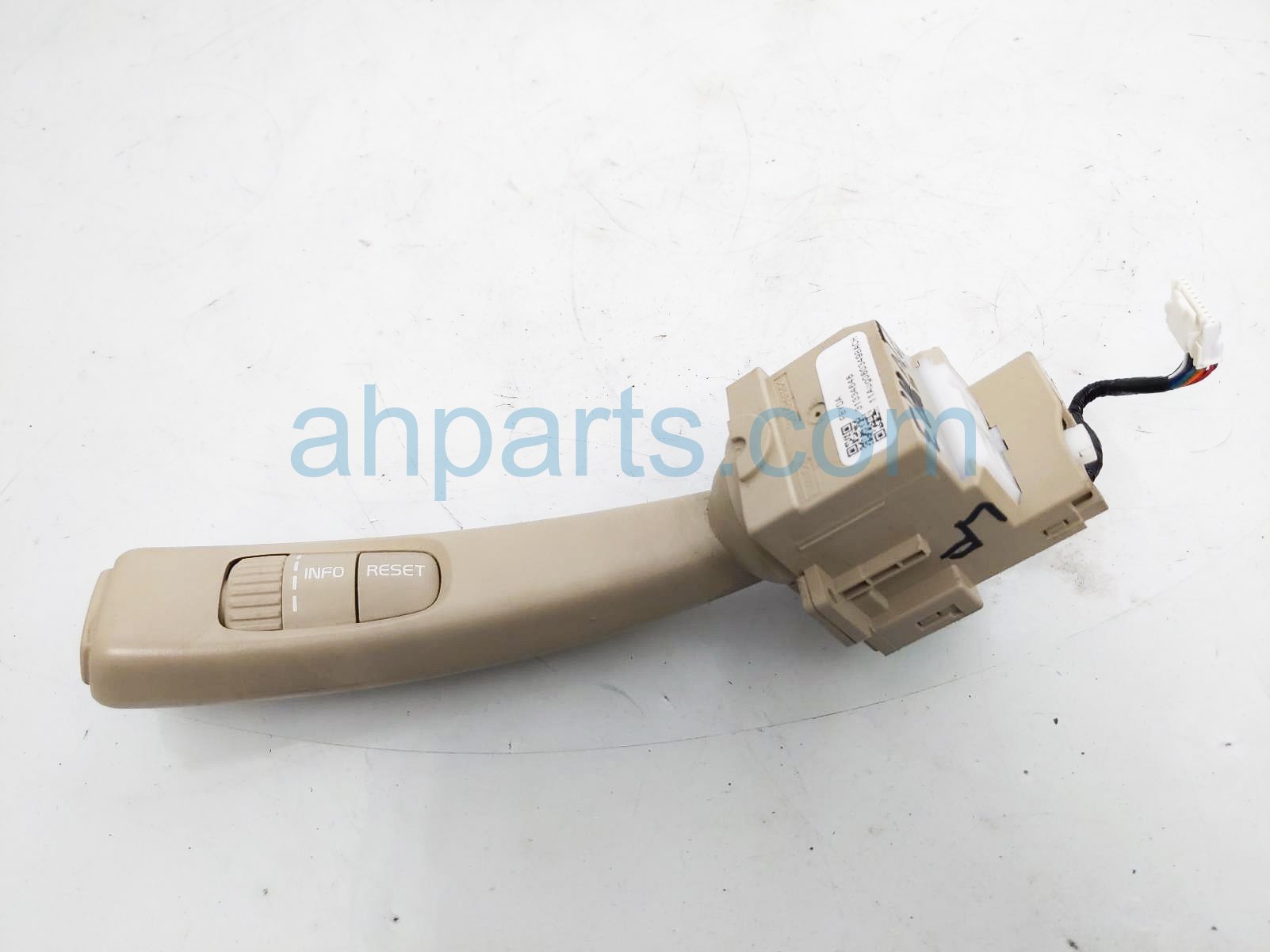 $25 Volvo TURN SIGNAL COLUMN SWITCH ASSY $25 Volvo TURN SIGNAL COLUMN SWITCH ASSY