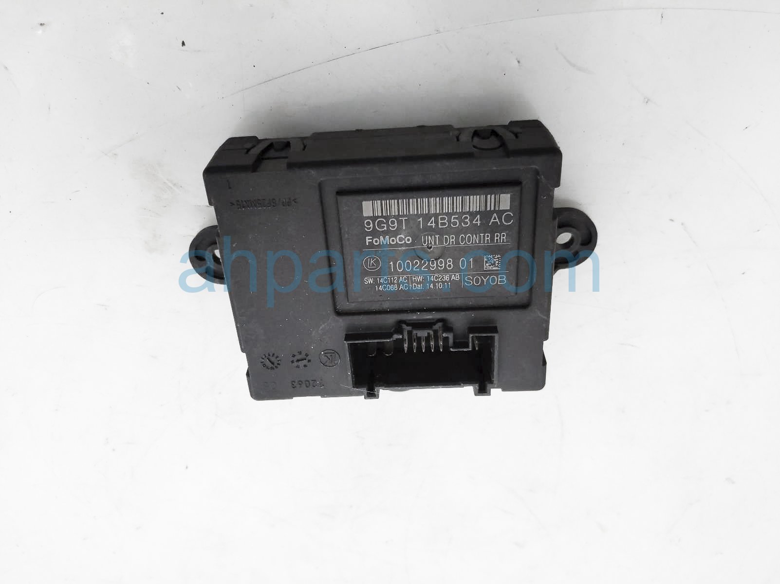 $40 Volvo RR/RH DOOR CONTROL MODULE $40 Volvo RR/RH DOOR CONTROL MODULE