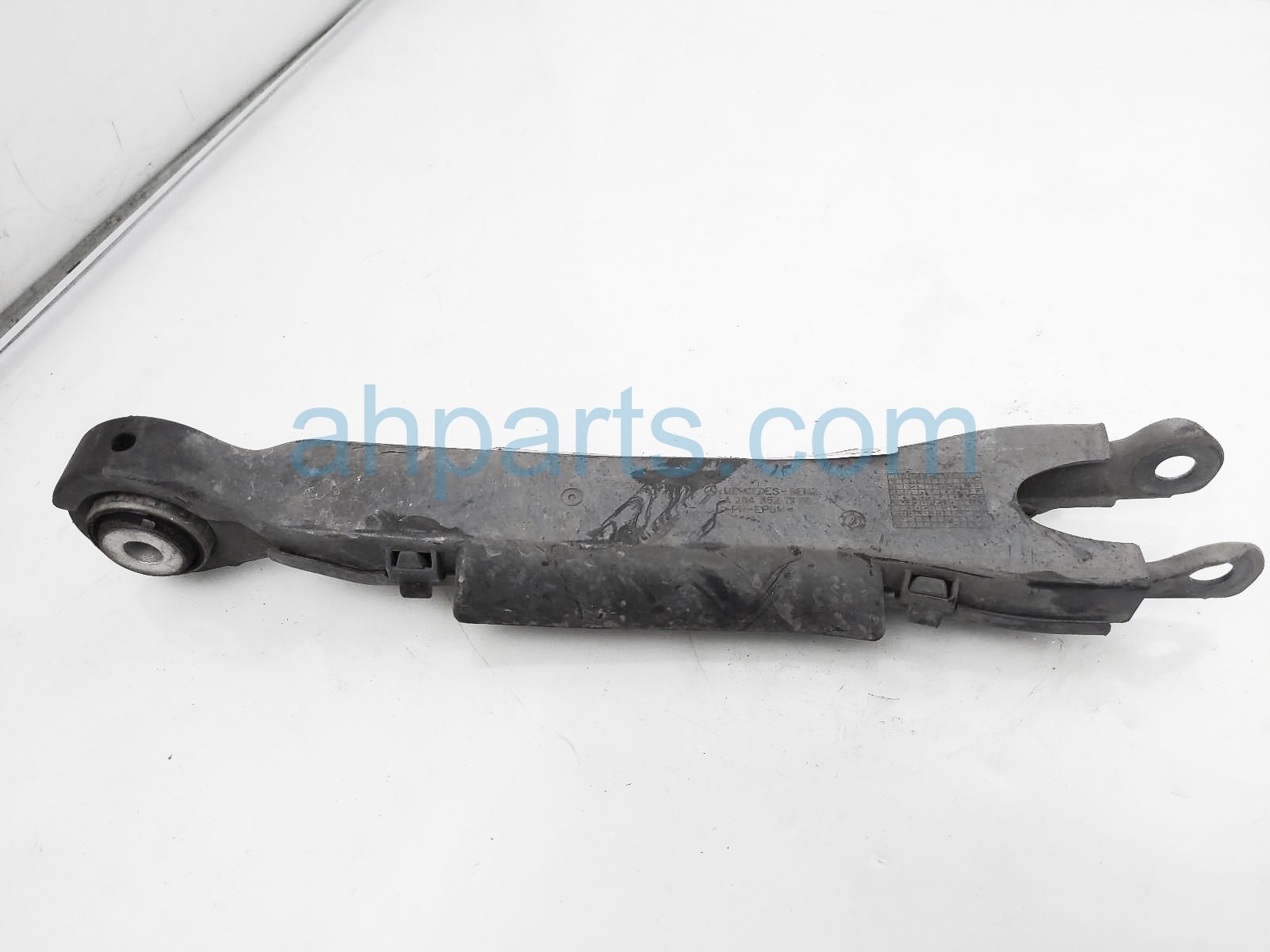 $20 Mercedes RR/LH FORWARD CONTROL ARM $20 Mercedes RR/LH FORWARD CONTROL ARM