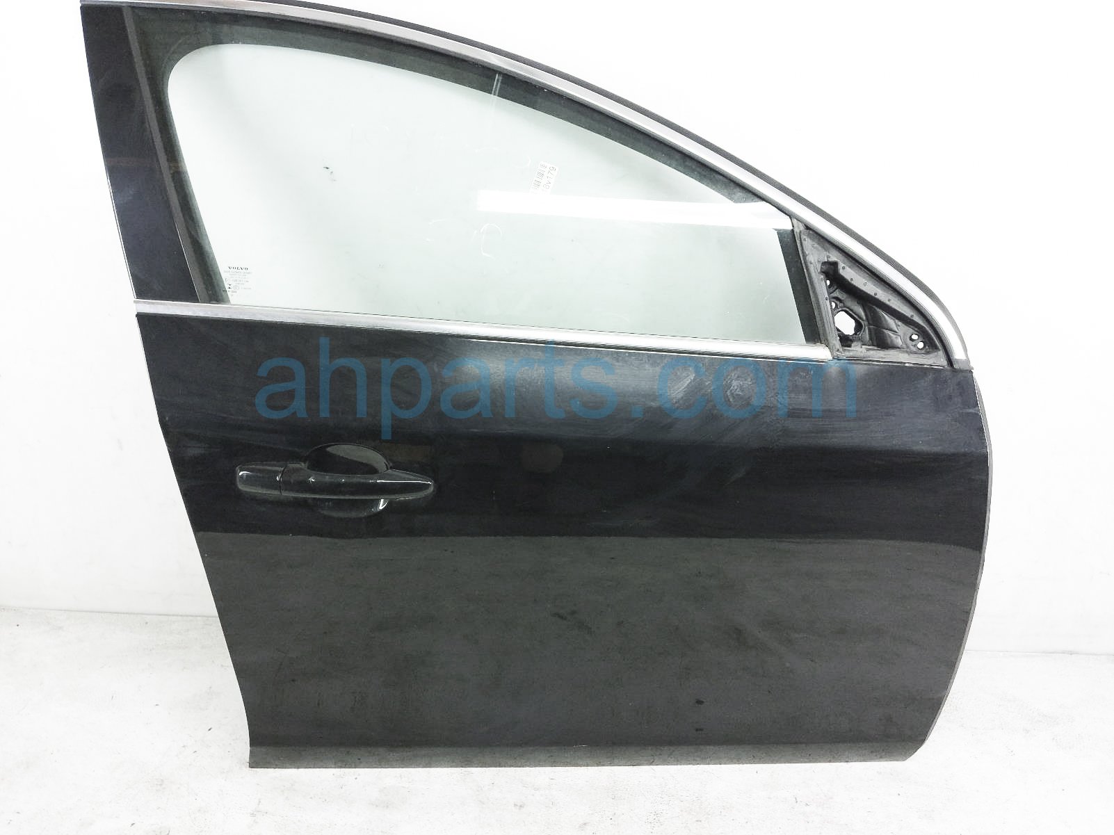 $229 Volvo FR/RH DOOR - BLACK - NO MIRROR/PANEL $229 Volvo FR/RH DOOR - BLACK - NO MIRROR/PANEL