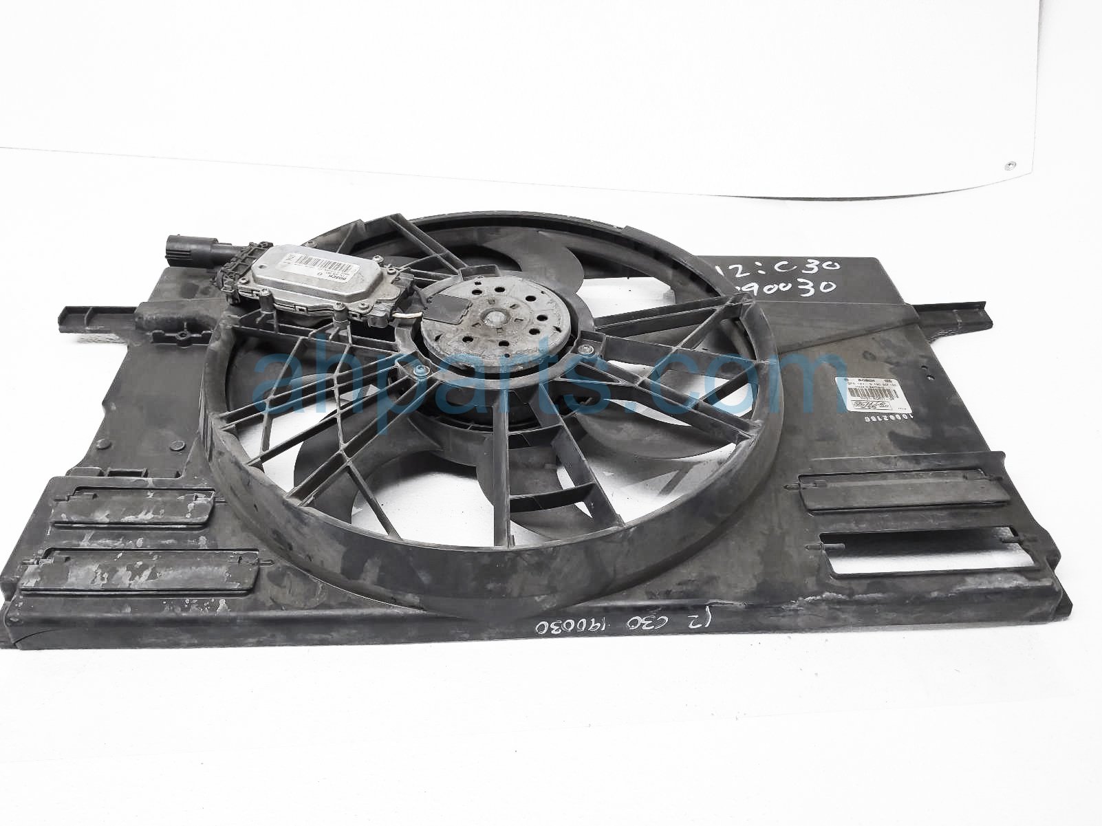 $39 Volvo RADIATOR COOLING FAN ASSY $39 Volvo RADIATOR COOLING FAN ASSY