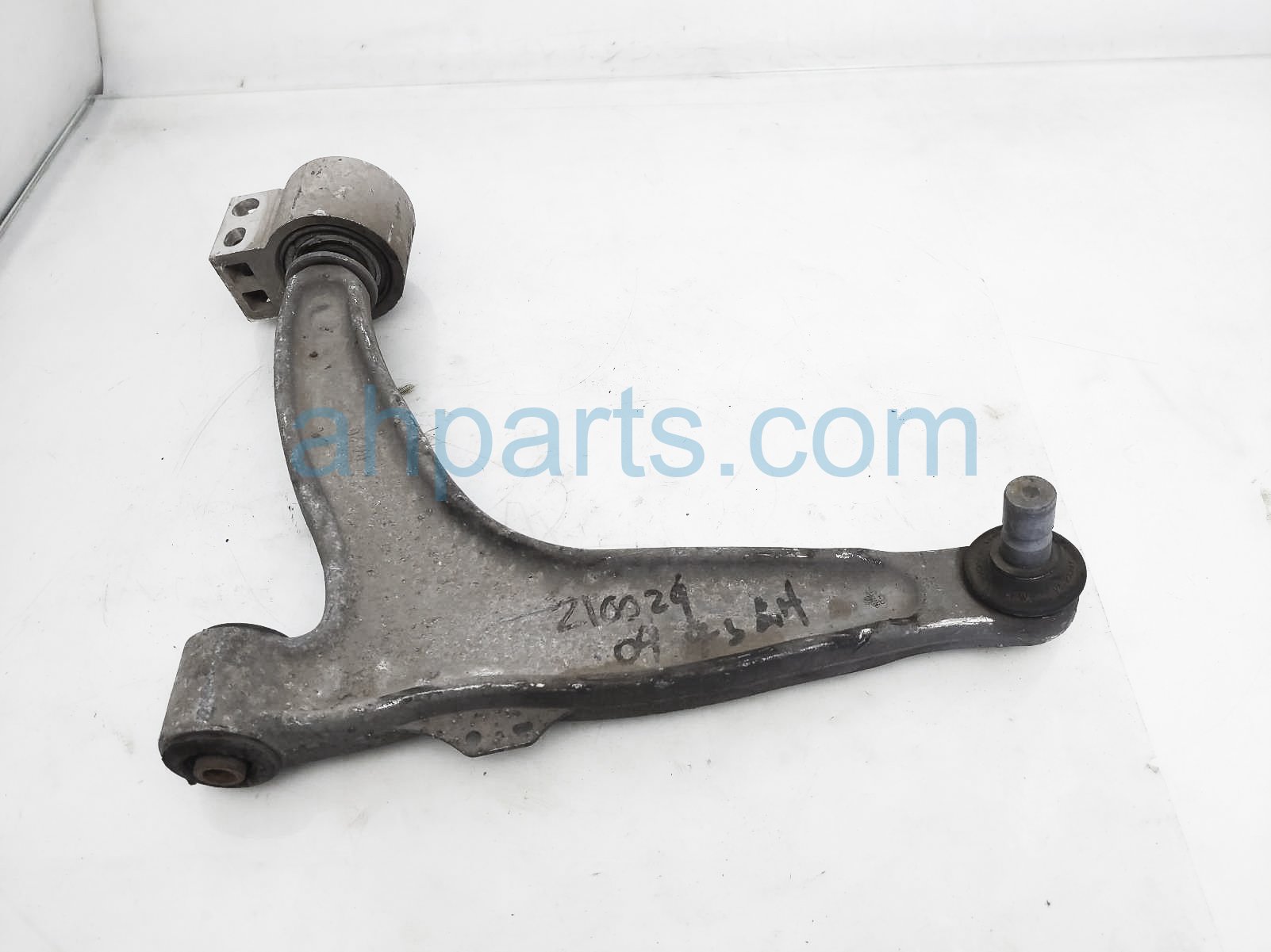 $45 Saab FR/LH LOWER CONTROL ARM $45 Saab FR/LH LOWER CONTROL ARM
