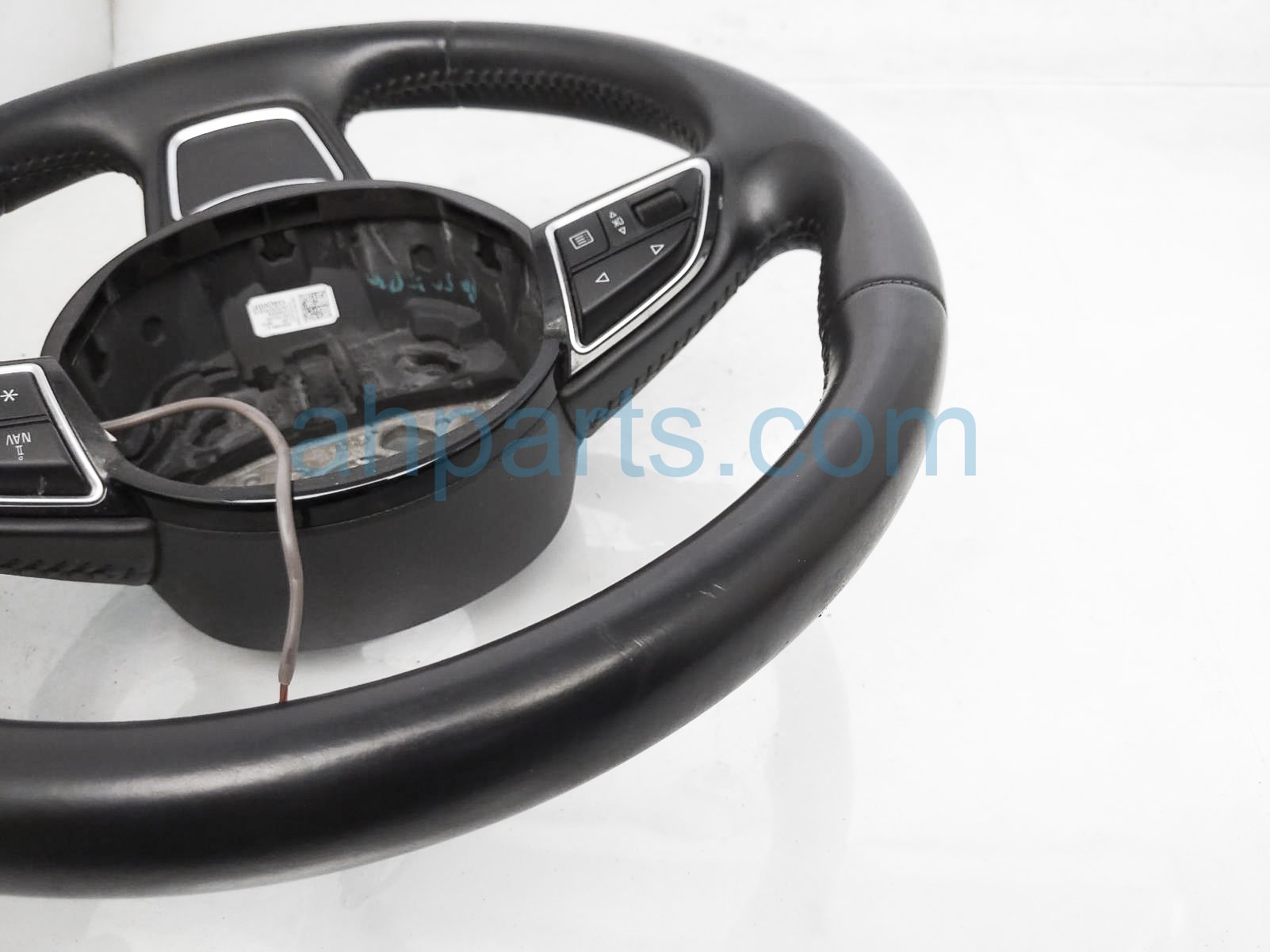 Genuine Audi Cover MF-Steering Wheel NEW OE-Nr. 8V0-419-673 inz - BUS,  27,70 €