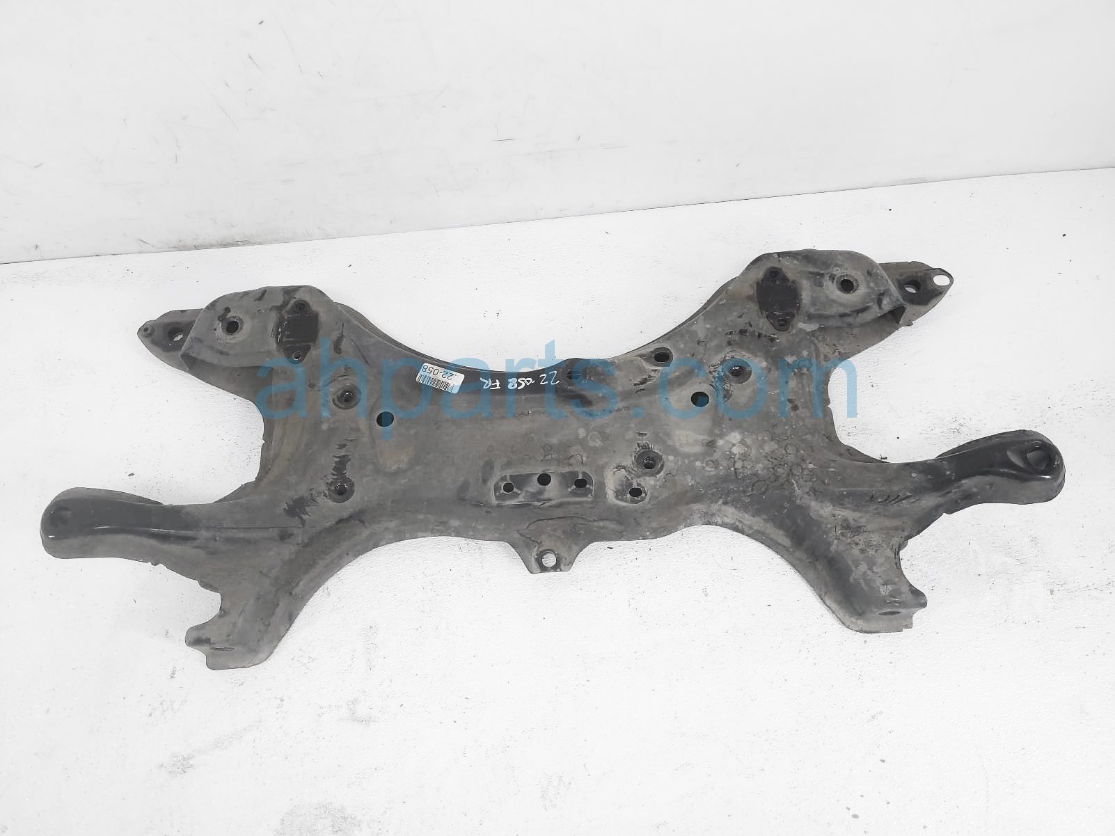 $125 Toyota FRONT SUB FRAME / CRADLE BEAM NIQ* $125 Toyota FRONT SUB FRAME / CRADLE BEAM NIQ*