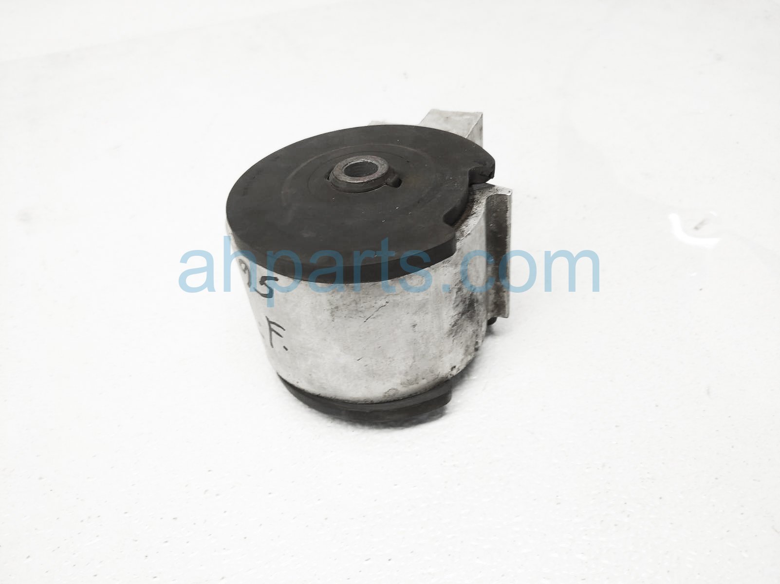 $30 Acura ENGINE RUBBER SIDE ENGINE MOUNT $30 Acura ENGINE RUBBER SIDE ENGINE MOUNT