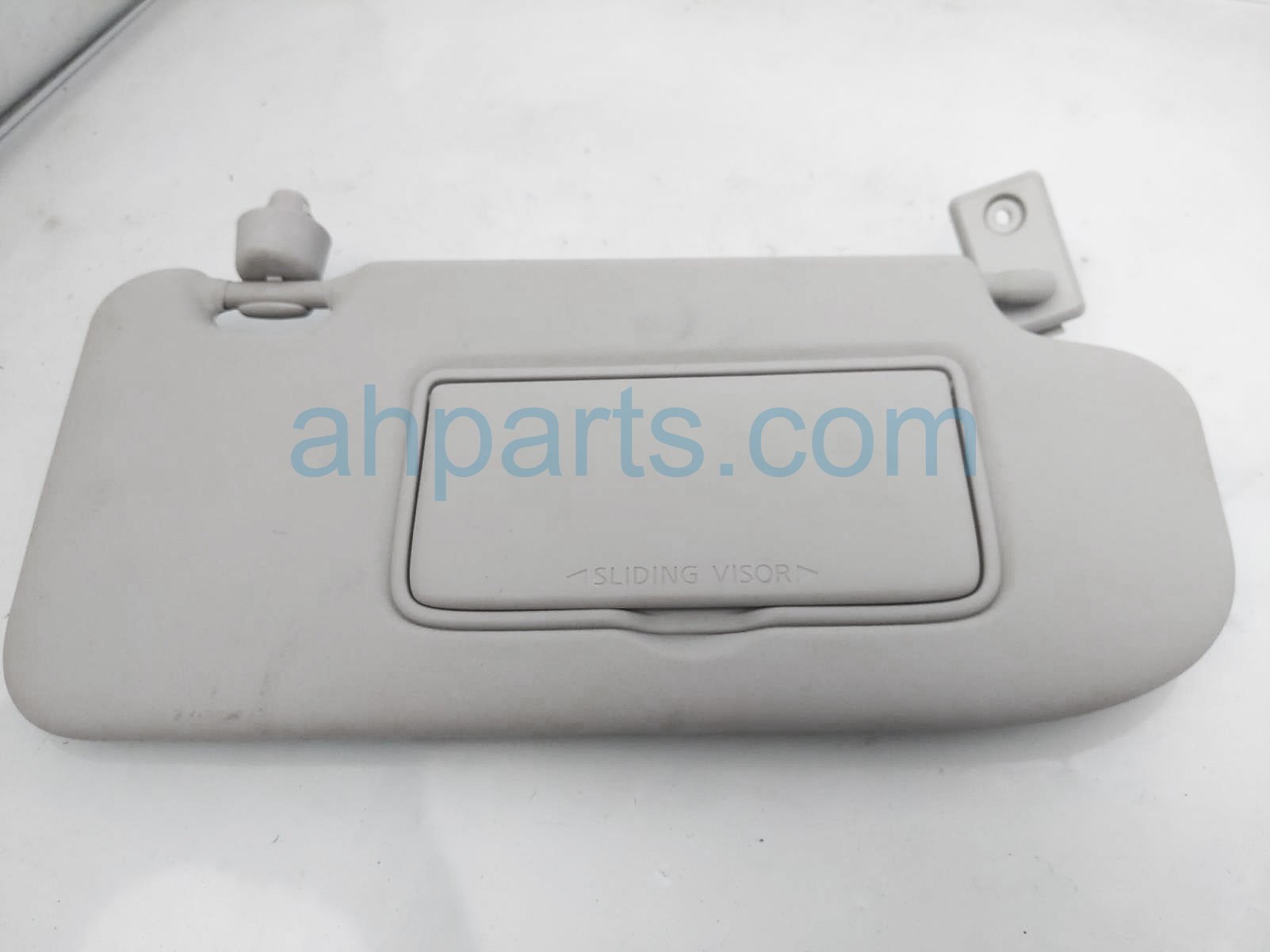 $60 Nissan RH SUN VISOR - GREY