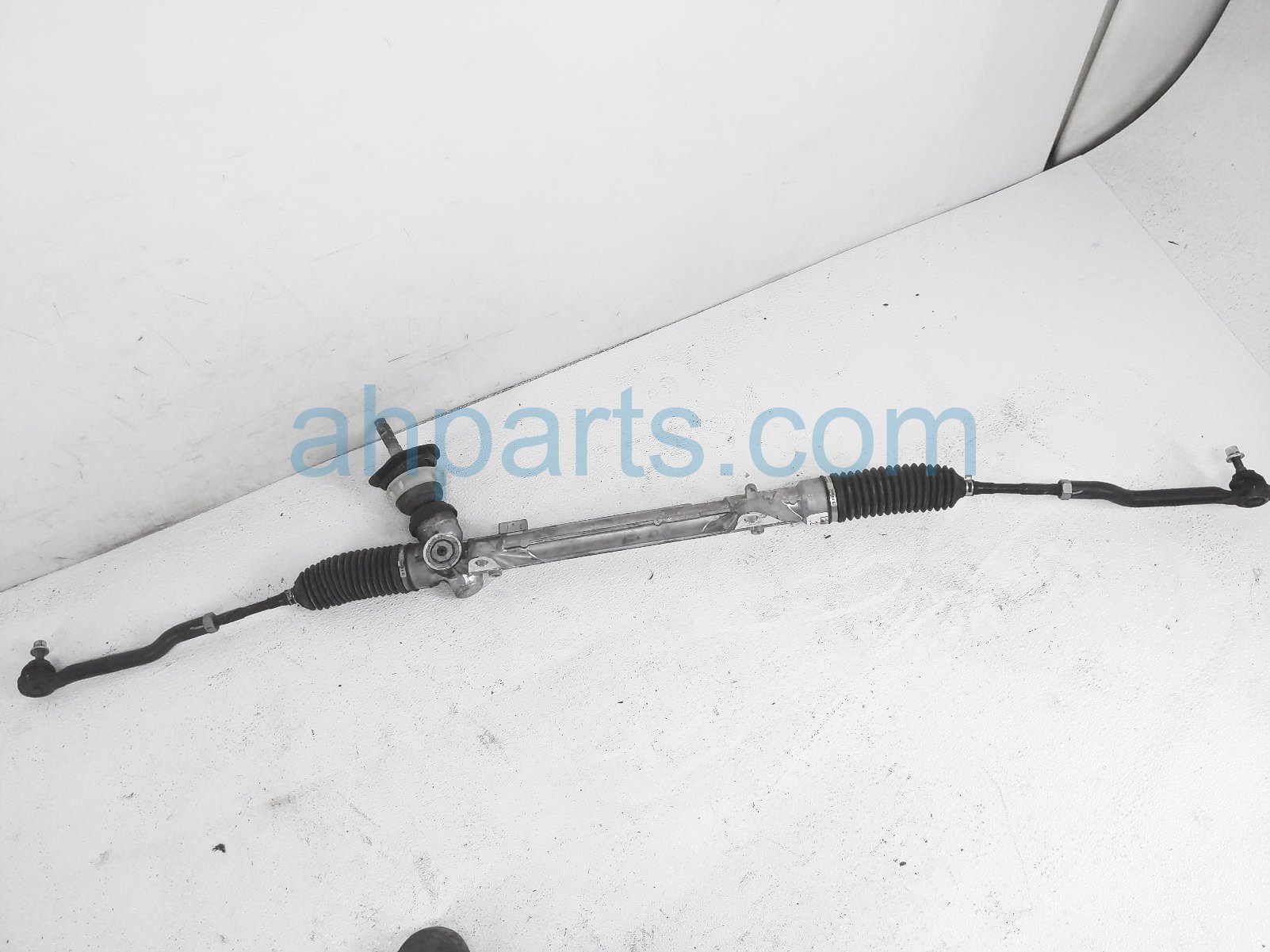 $200 Nissan POWER STEERING RACK & PINION -2.0