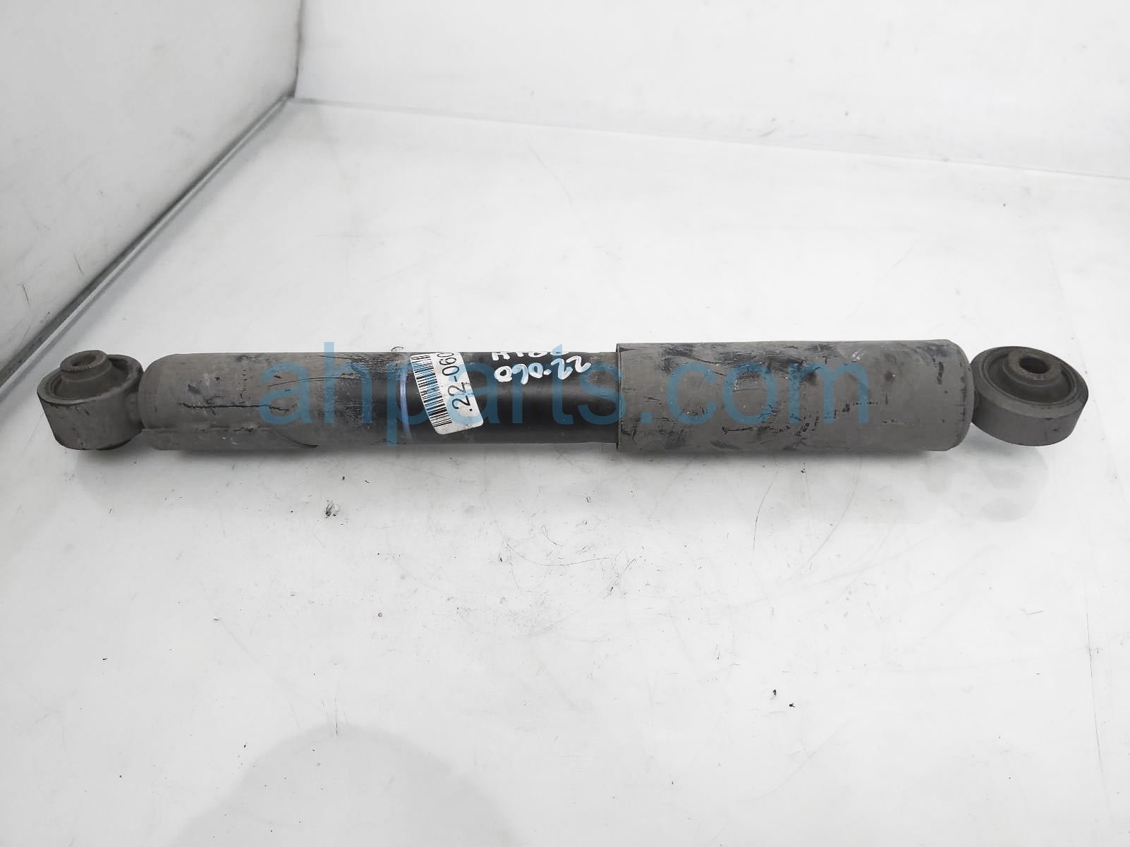 $20 Toyota RR/LH SHOCK ABSORBER - FWD $20 Toyota RR/LH SHOCK ABSORBER - FWD