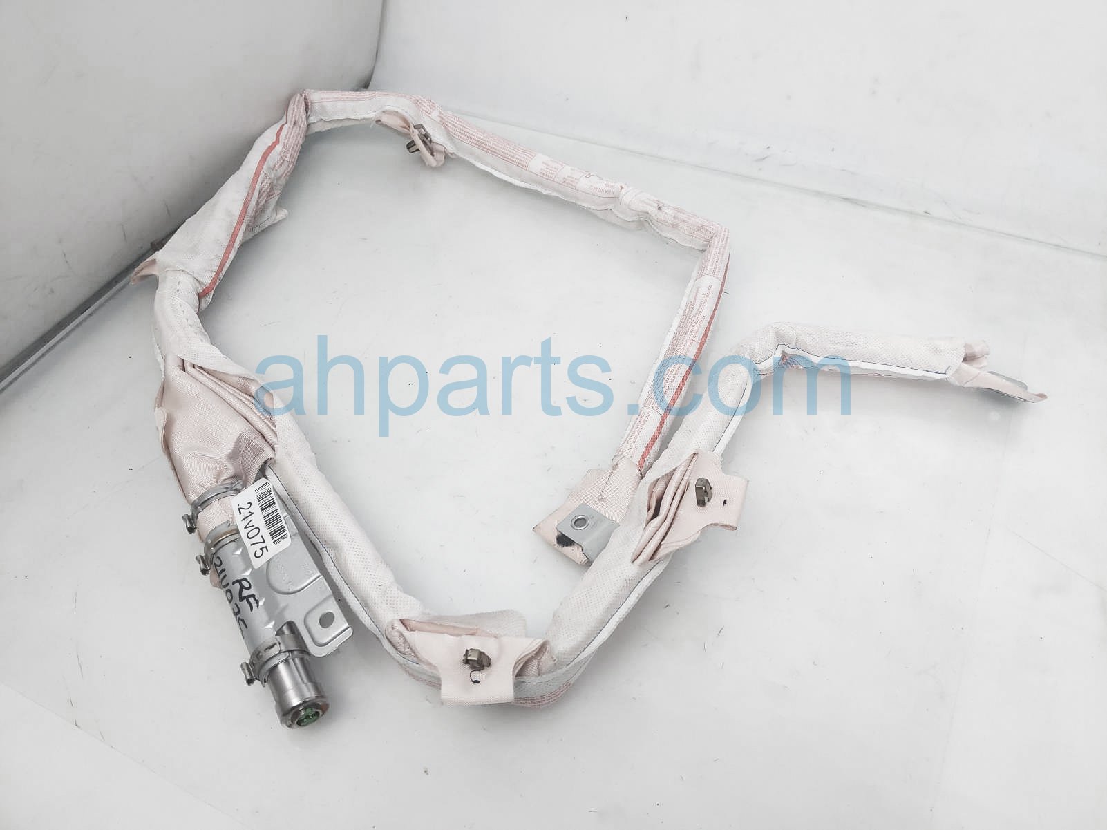 $75 Mercedes RH PASSENGER ROOF CURTAIN AIRBAG $75 Mercedes RH PASSENGER ROOF CURTAIN AIRBAG