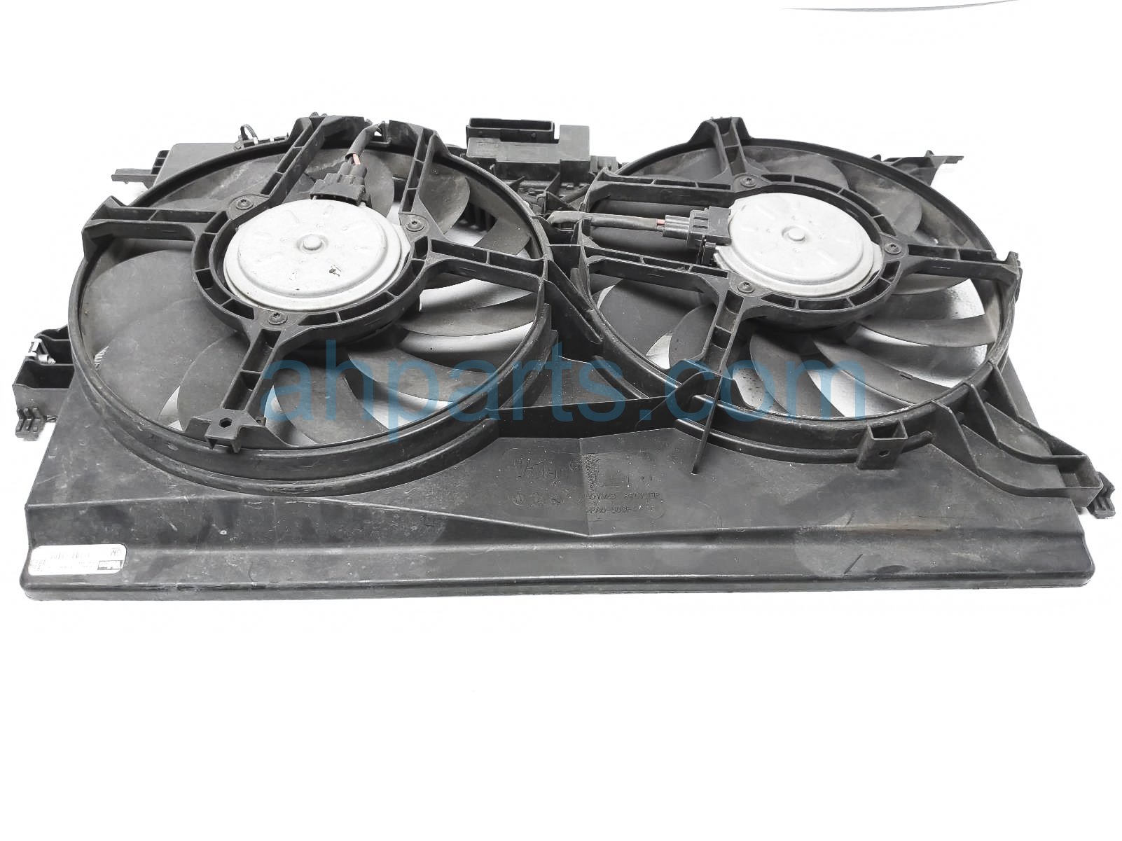 $75 Volvo RADIATOR COOLING FAN ASSY