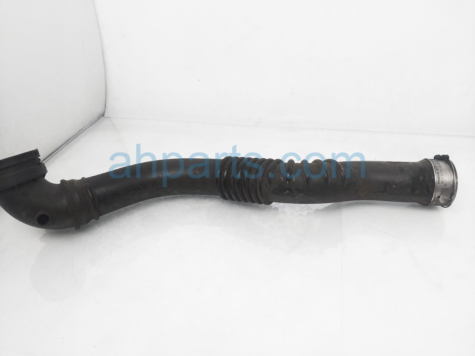 $40 BMW LH INTERCOOLER AIR DUCT $40 BMW LH INTERCOOLER AIR DUCT